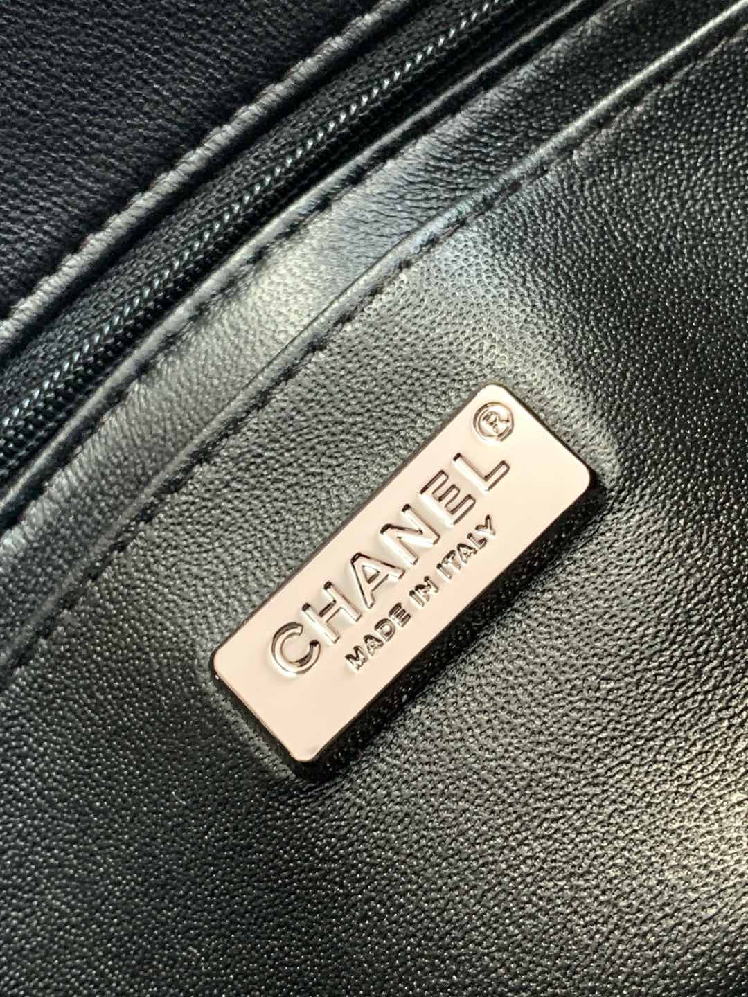 Chanel Mini CF 20cm