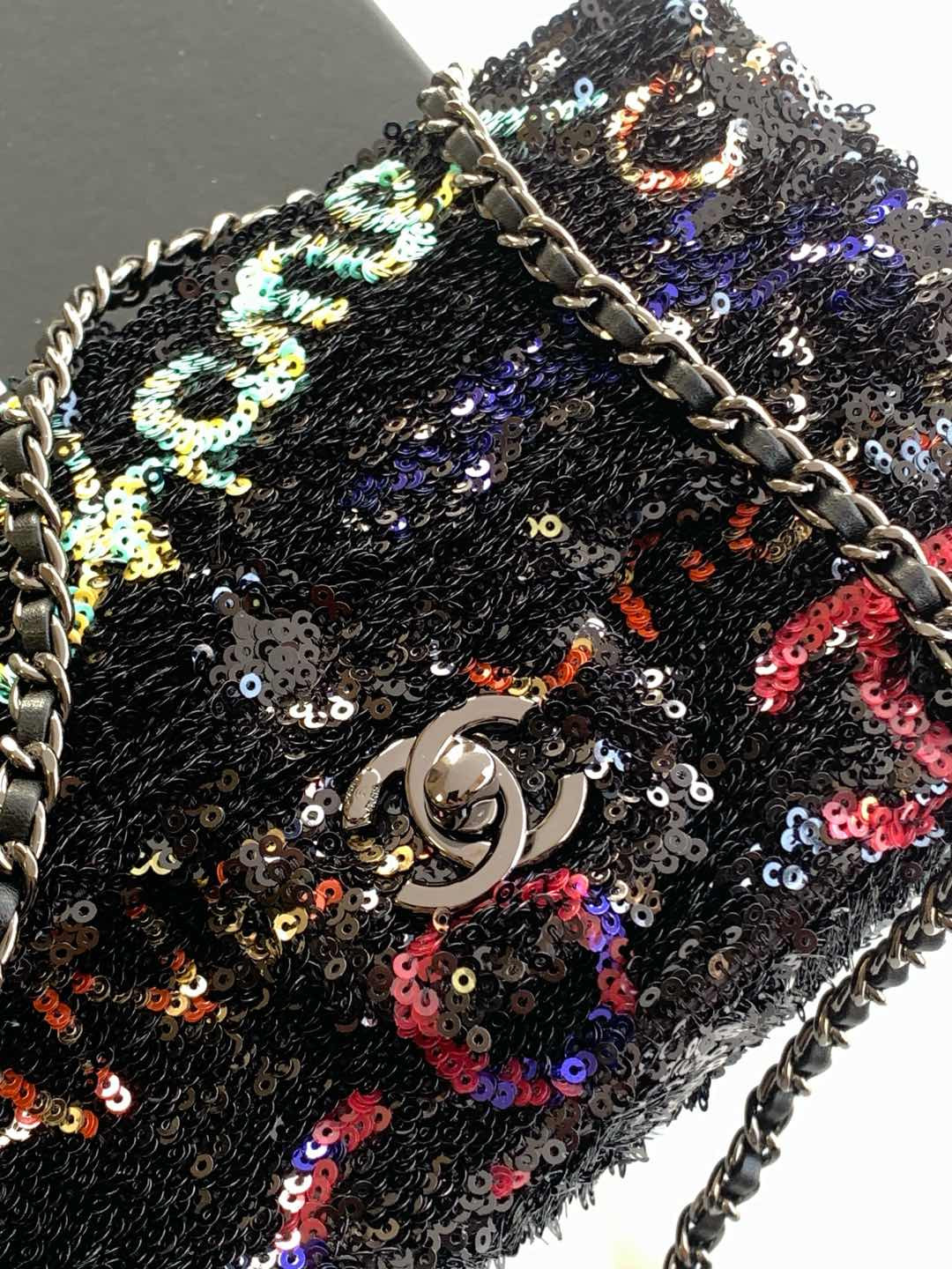 Chanel Flap Bag 14x21x8cm