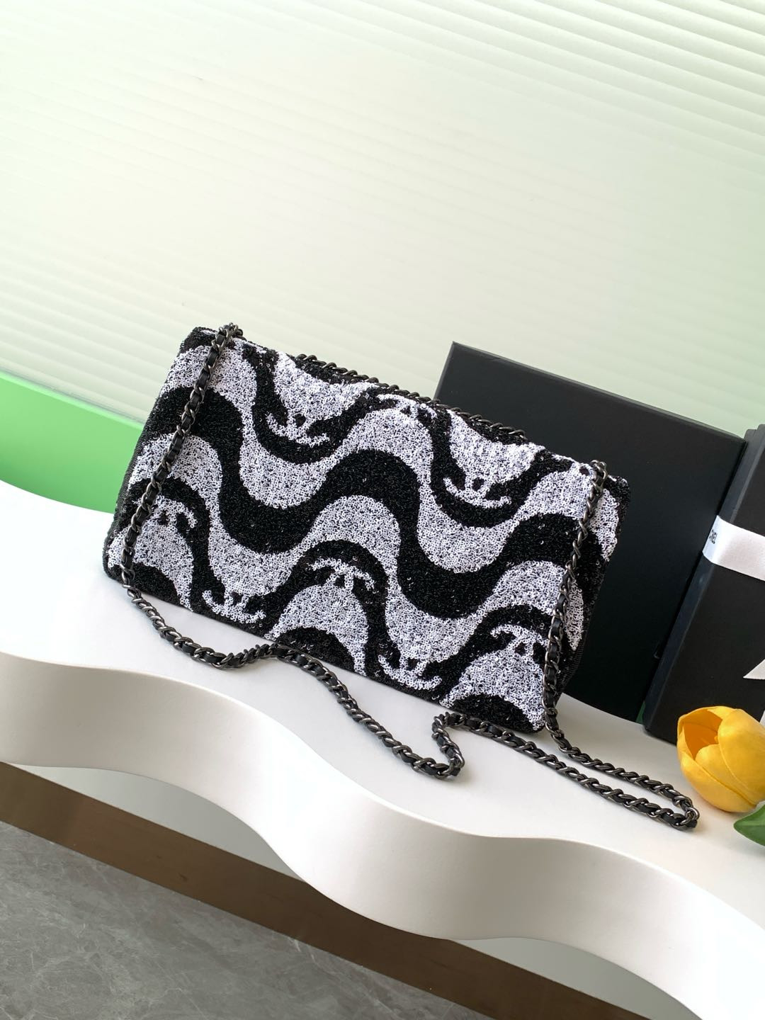 Chanel Flap Bag 15x25x7cm