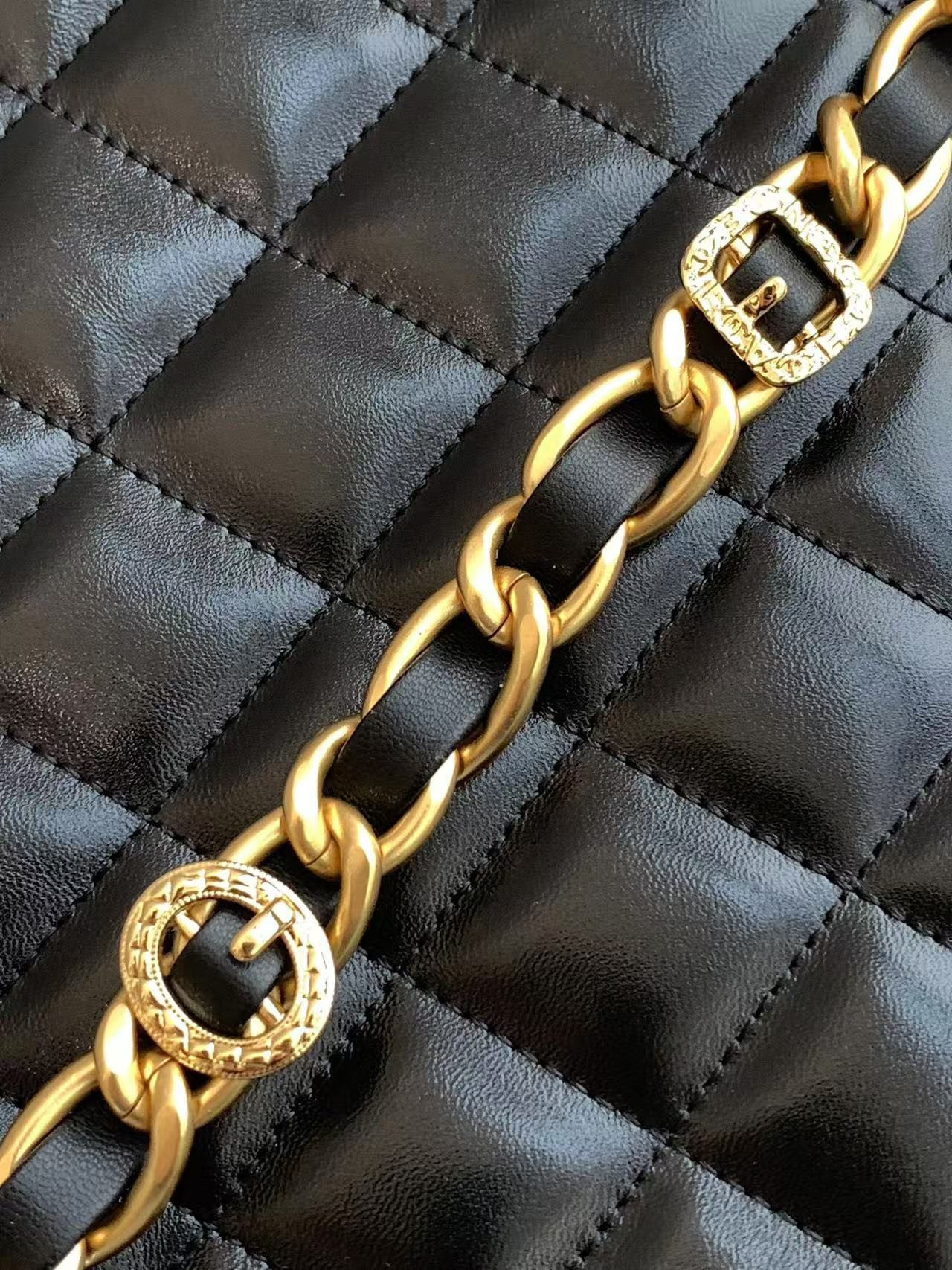 Chanel Baguette Clutch 38x18x4cm