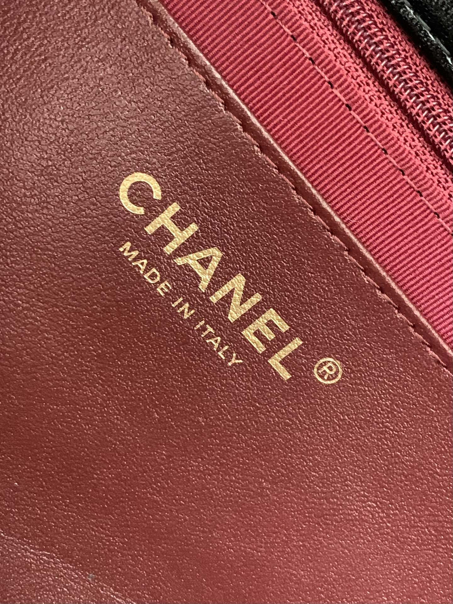 Chanel Baguette Clutch 38x18x4cm