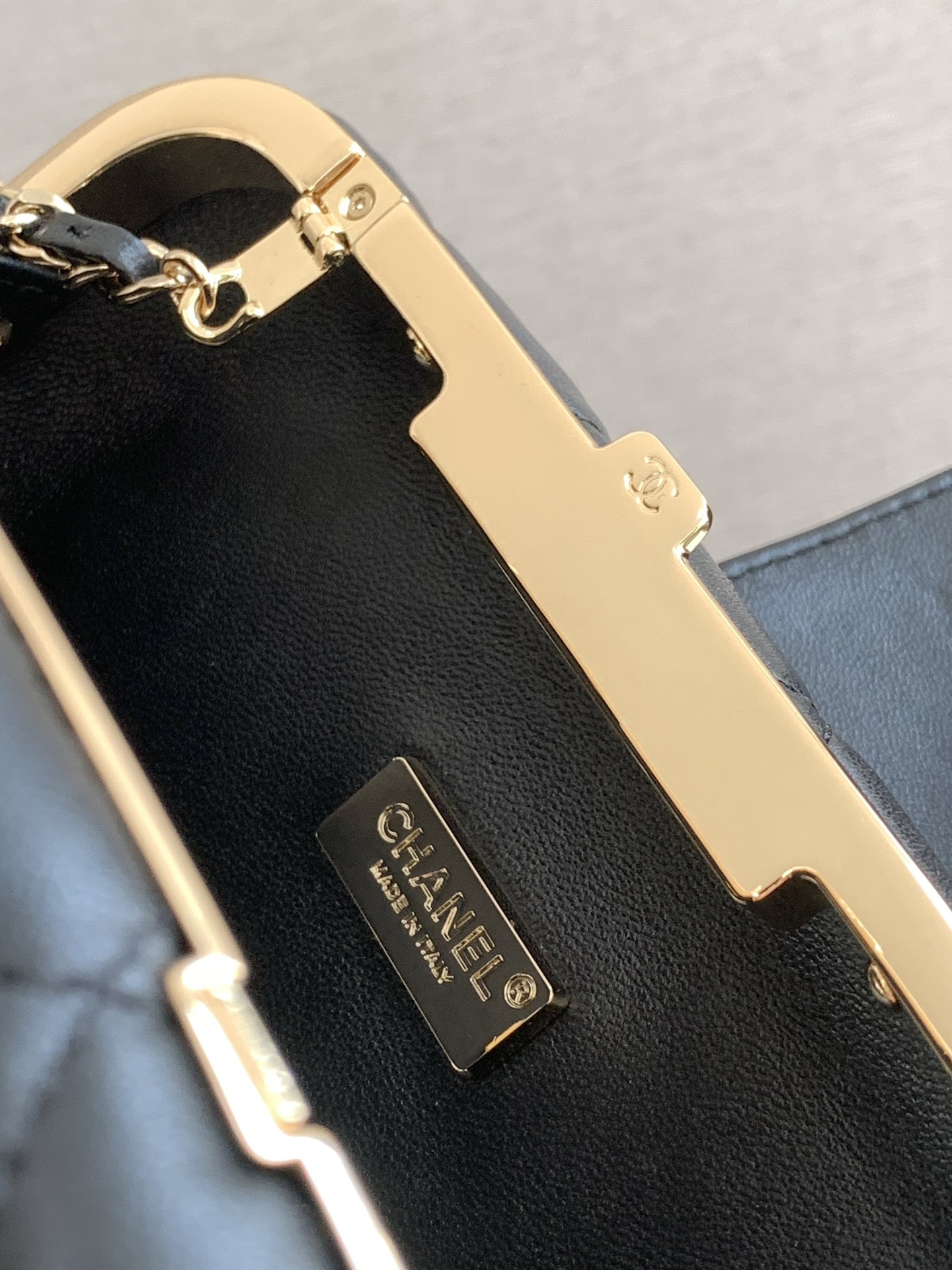 Chanel Clip Bag 13x18x5cm