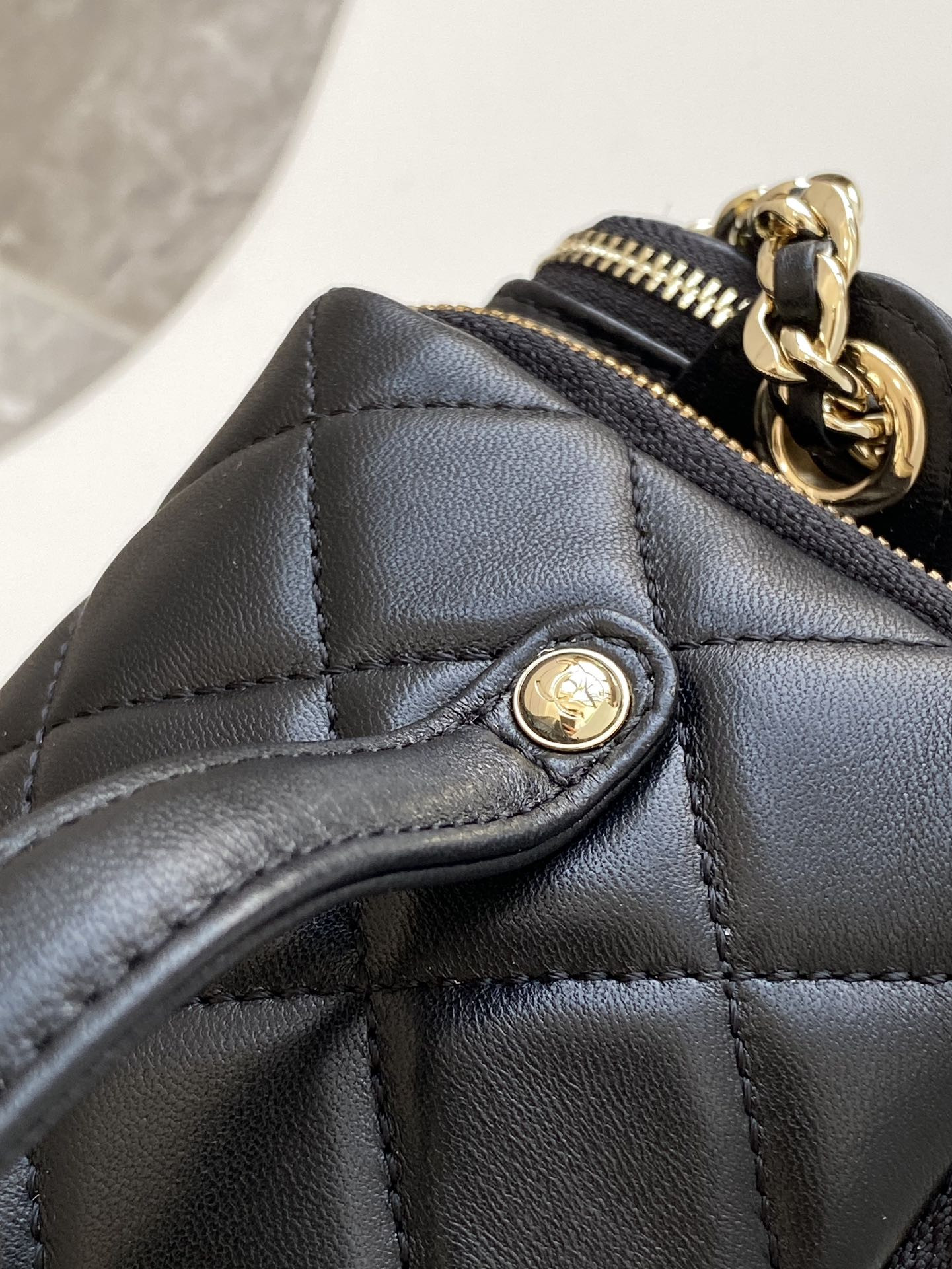 Chanel Vanity Case 14x23x9cm