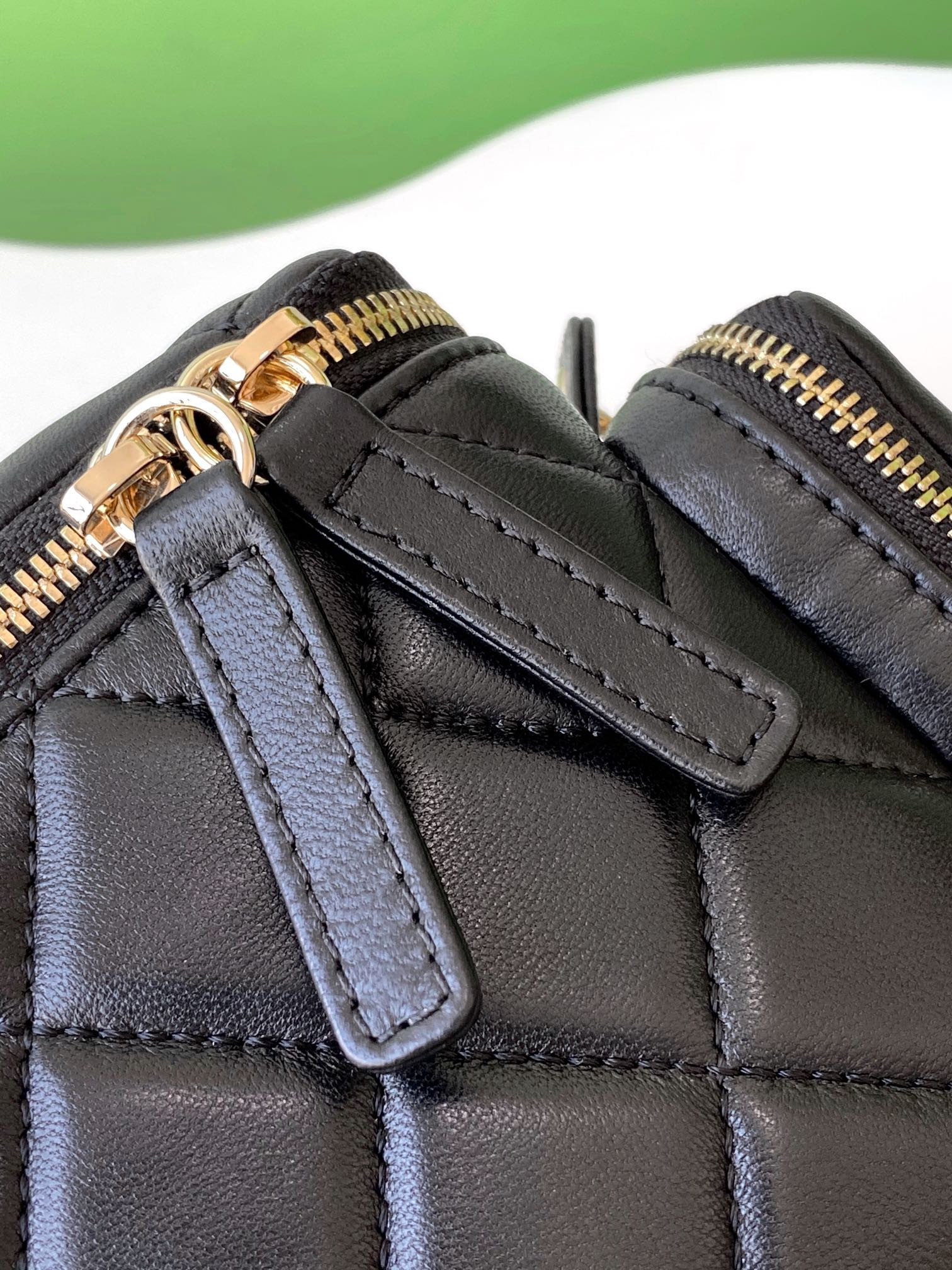 Chanel Vanity Case 14x23x9cm