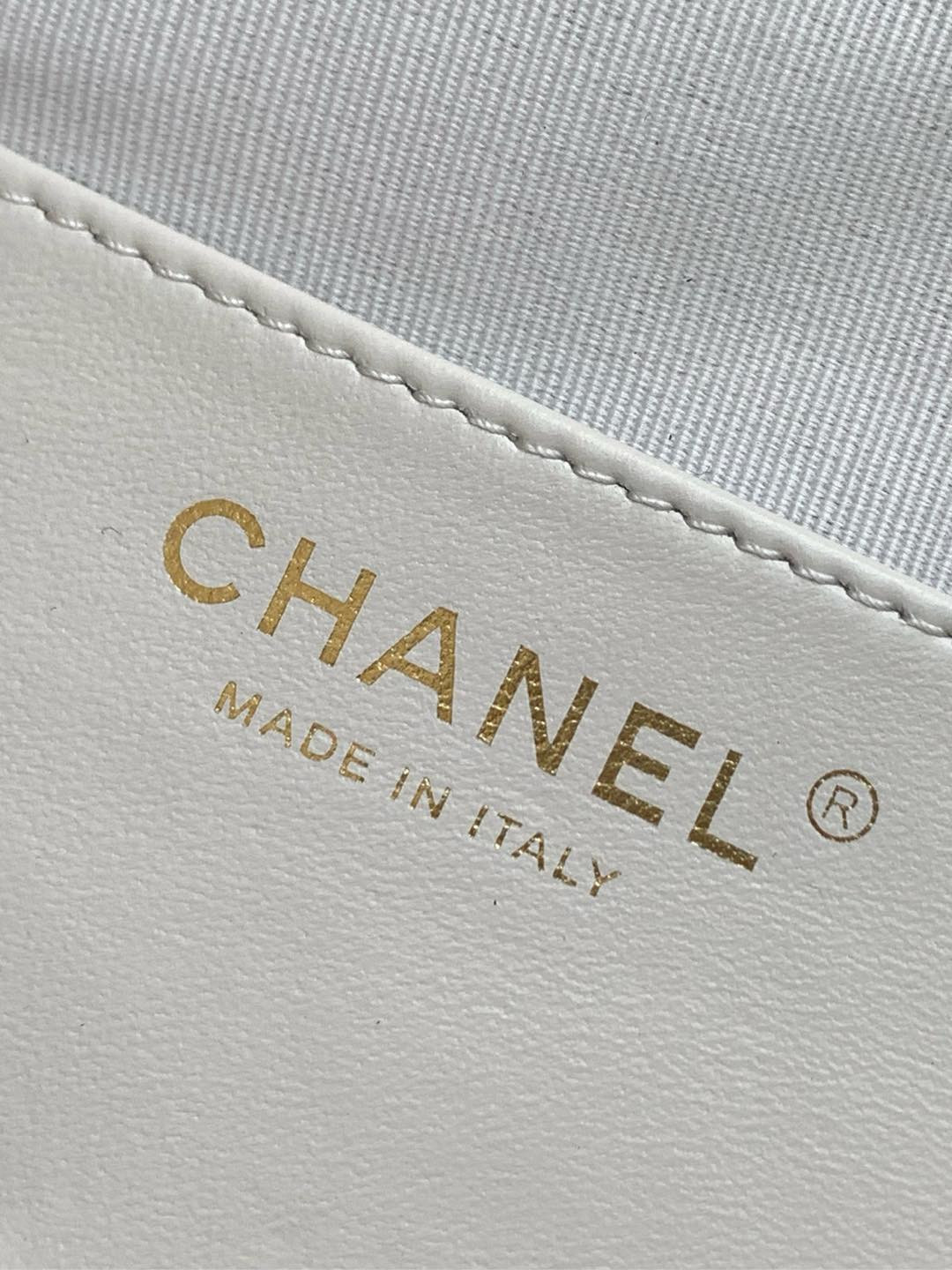 Chanel Bowling Bag 15x25x11cm