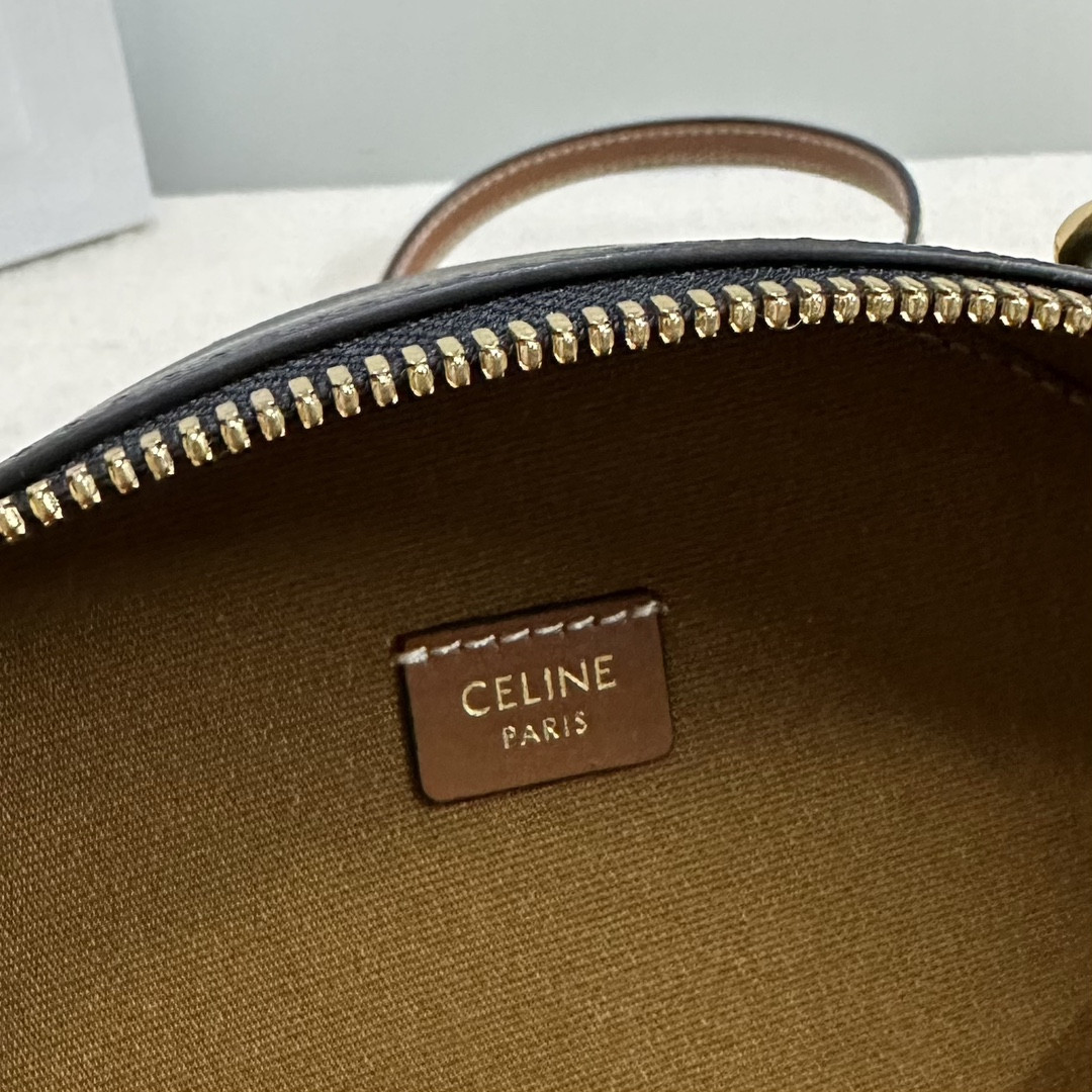 Celine HALF MOON CASE IN triomphe canvas and calfskin 17.5x12x6cm
