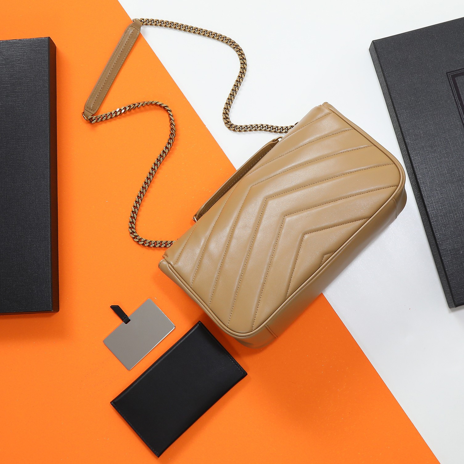 YSL LOULOU medium in MATELASSÉ lambskin 29x17x8cm