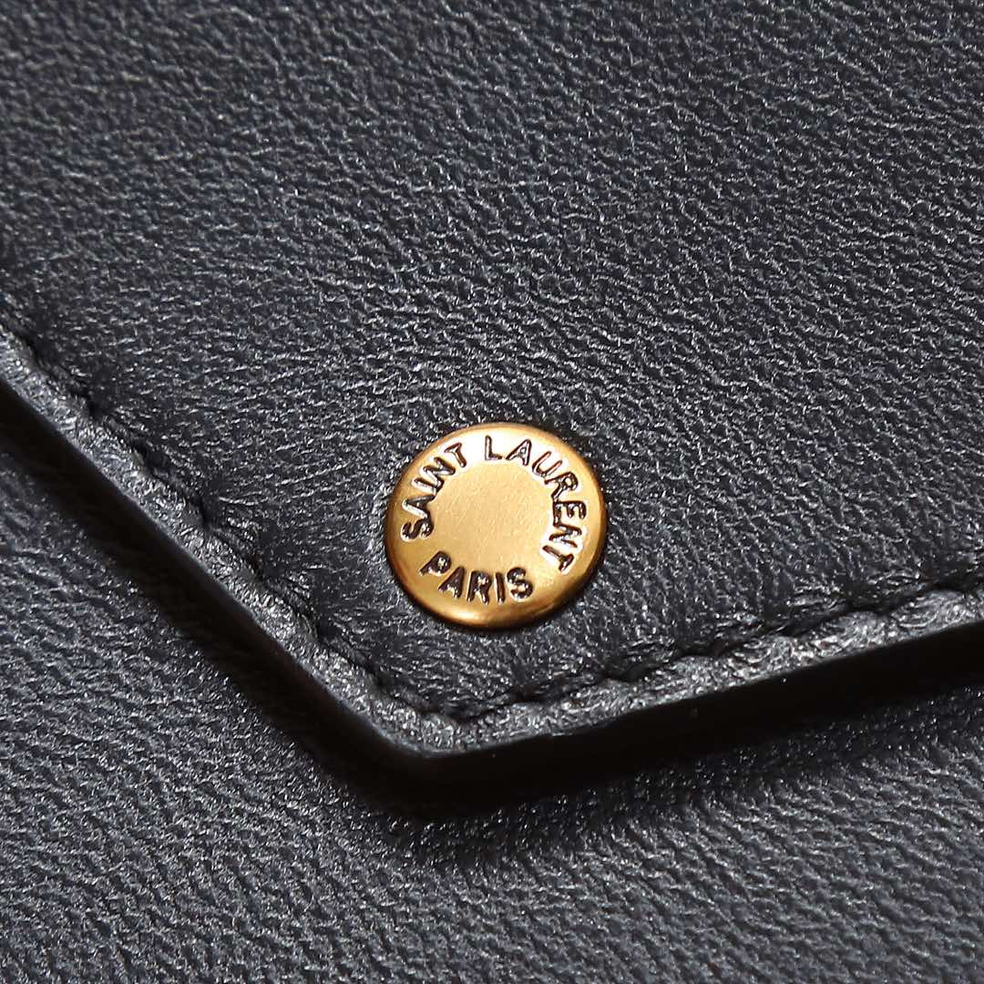 YSL LOULOU small in MATELASSÉ lambskin 24x14x6cm