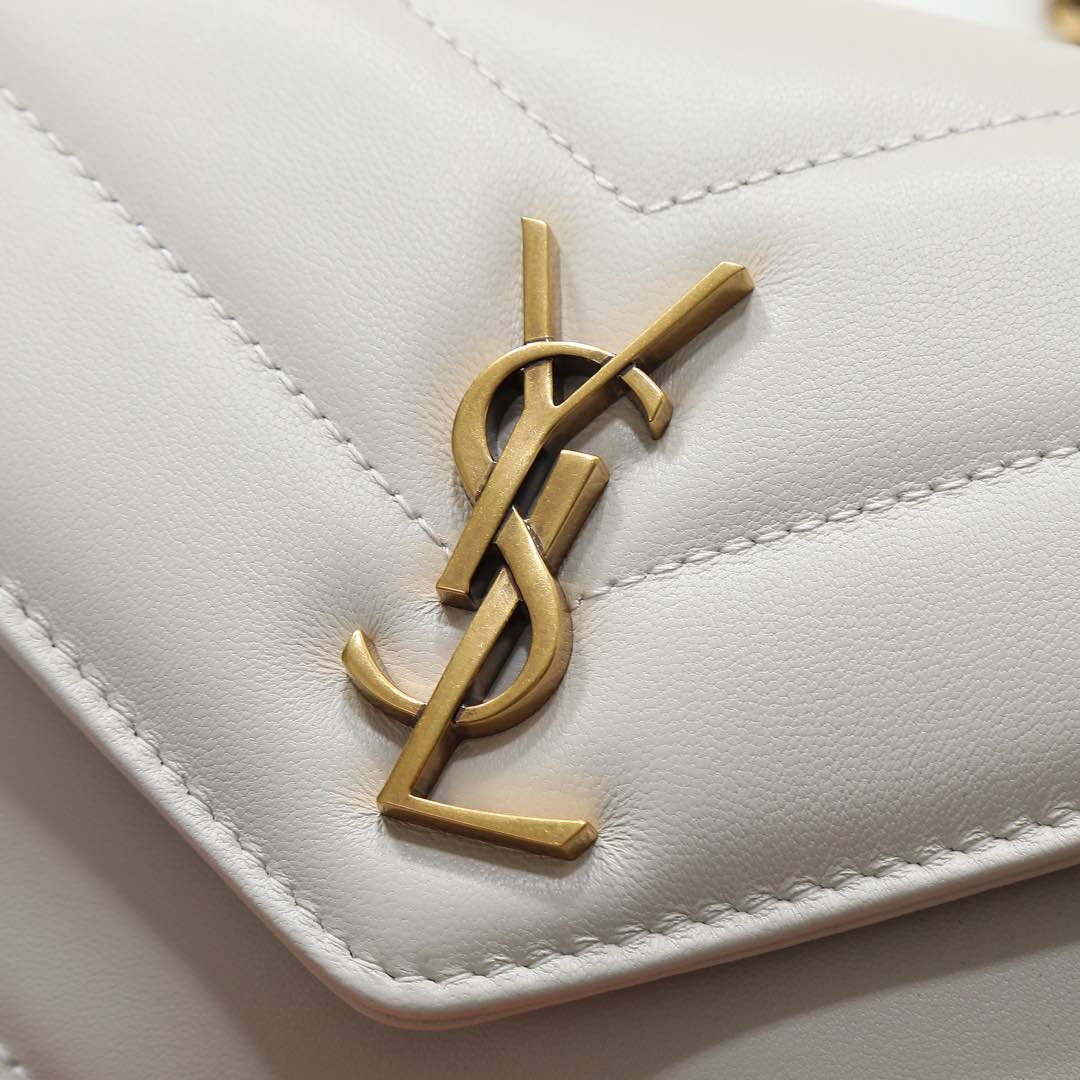 YSL LOULOU MINI in lambskin 20X12X5cm