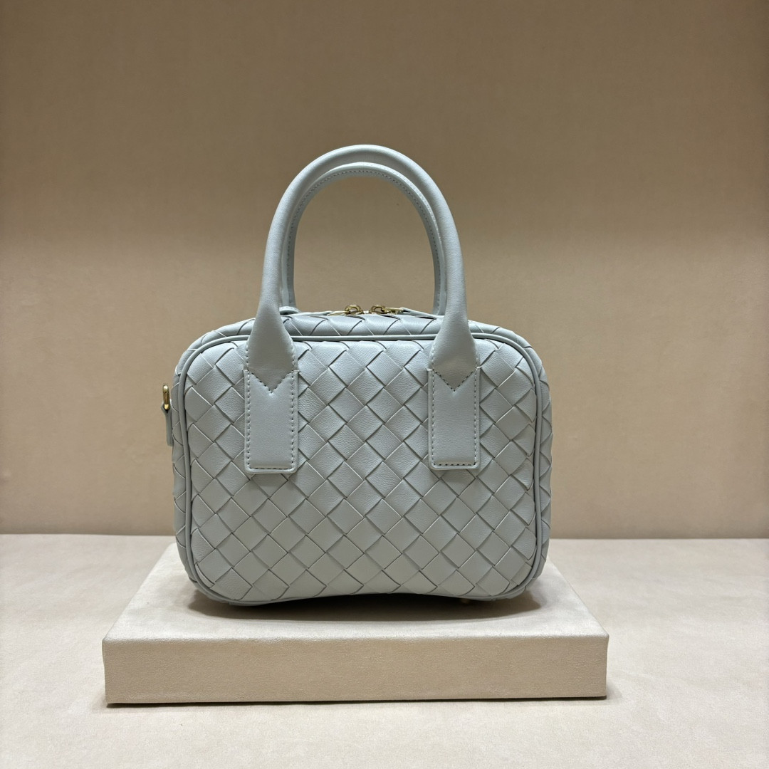 Bottega Veneta Small Getaway 23.5x17.5x9cm