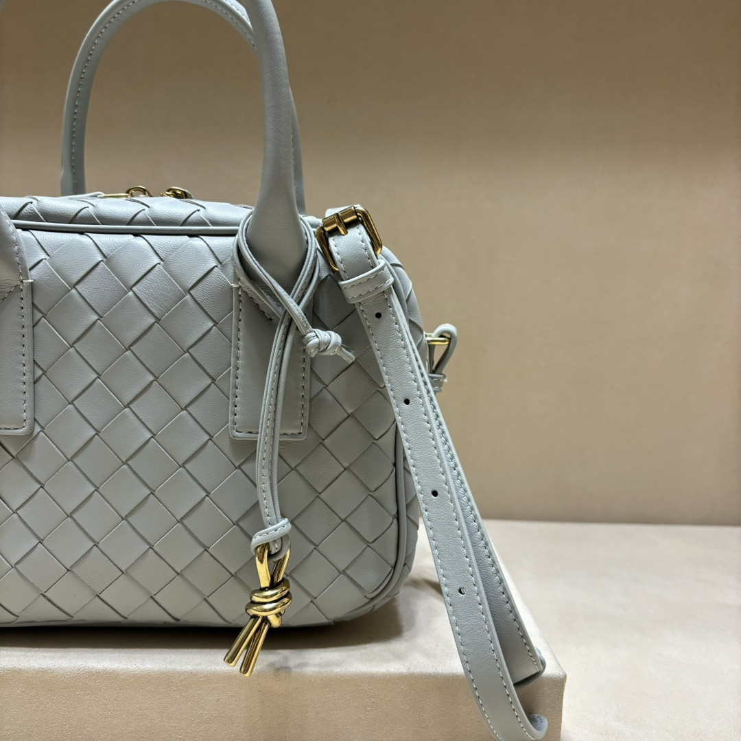 Bottega Veneta Small Getaway 23.5x17.5x9cm