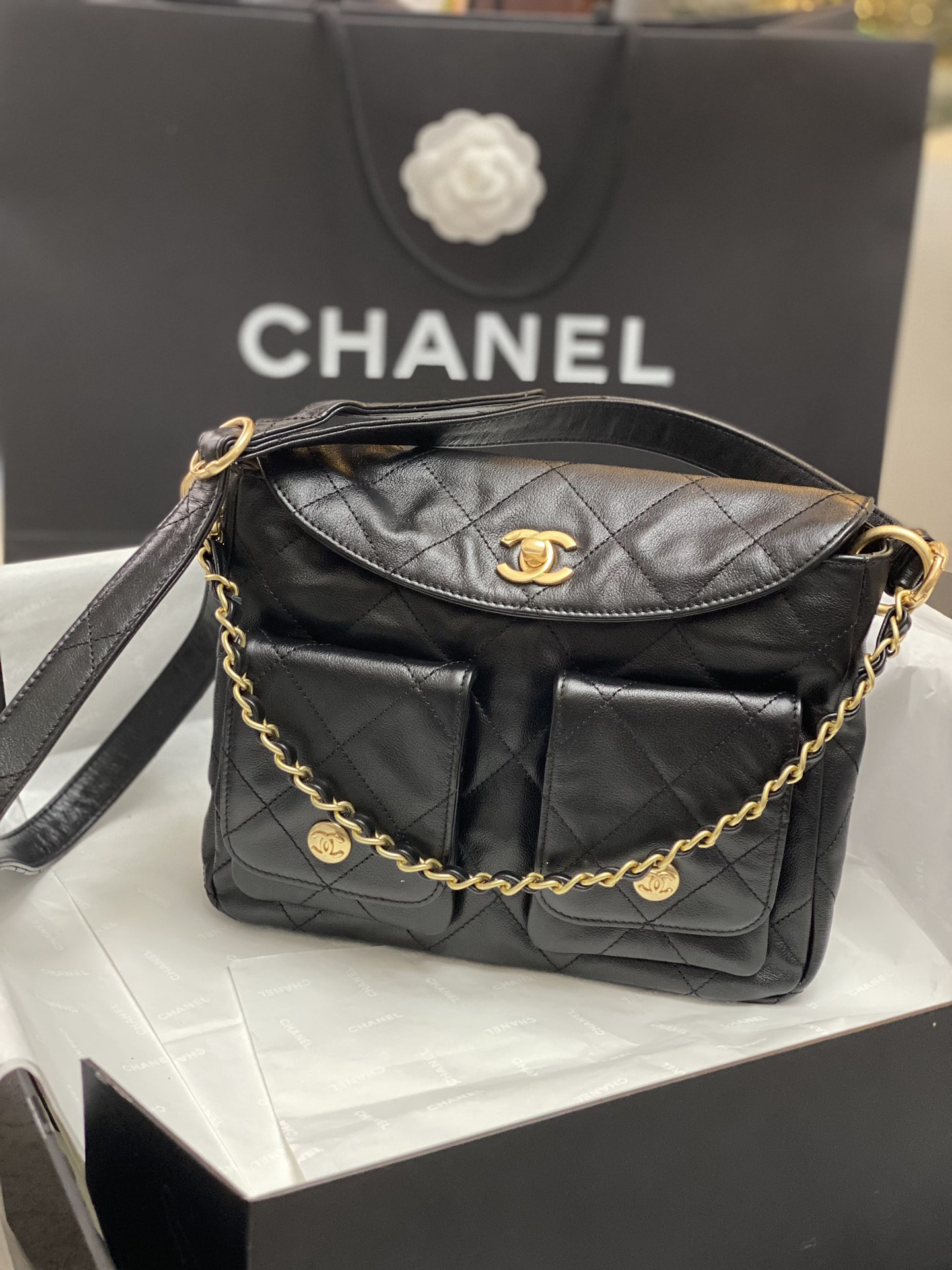 Chanel Hobo Handbag 21x27x4.5cm