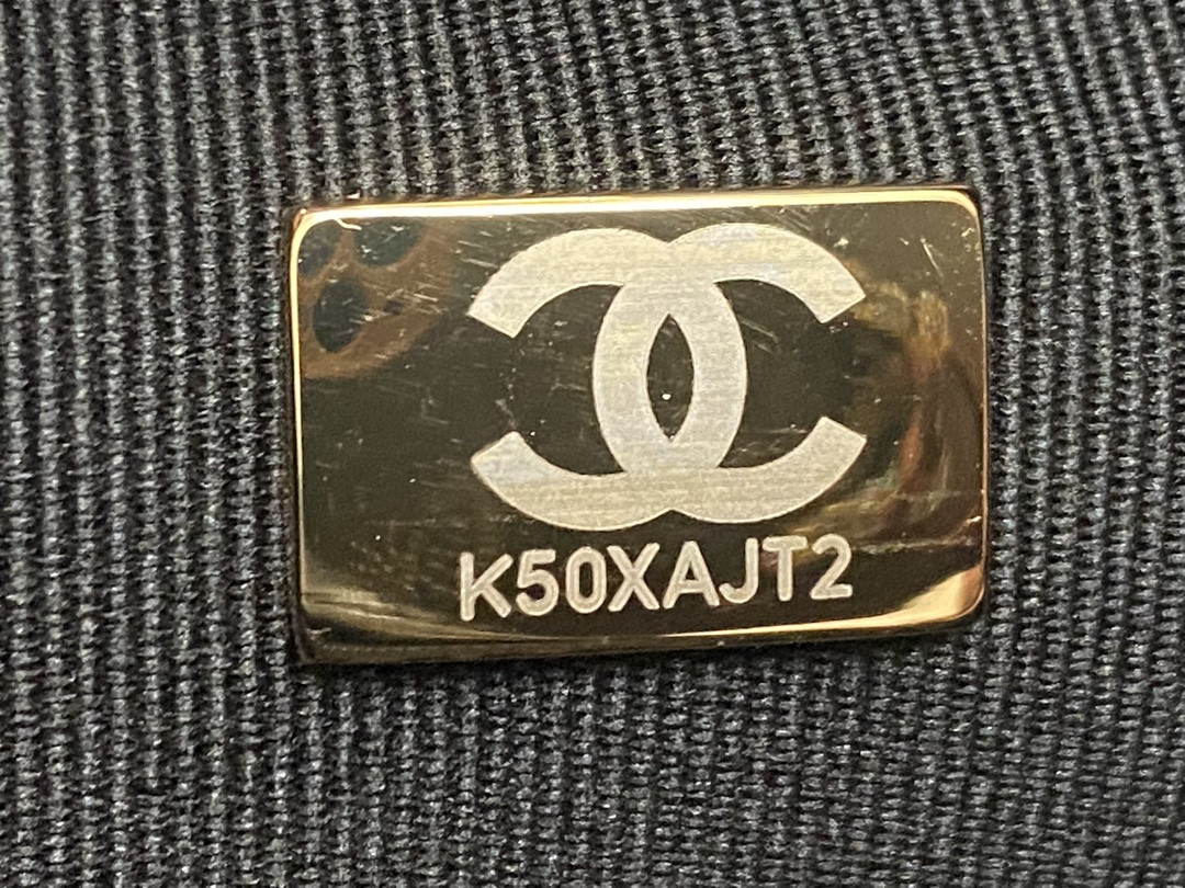 Chanel Hobo Handbag 21x27x4.5cm