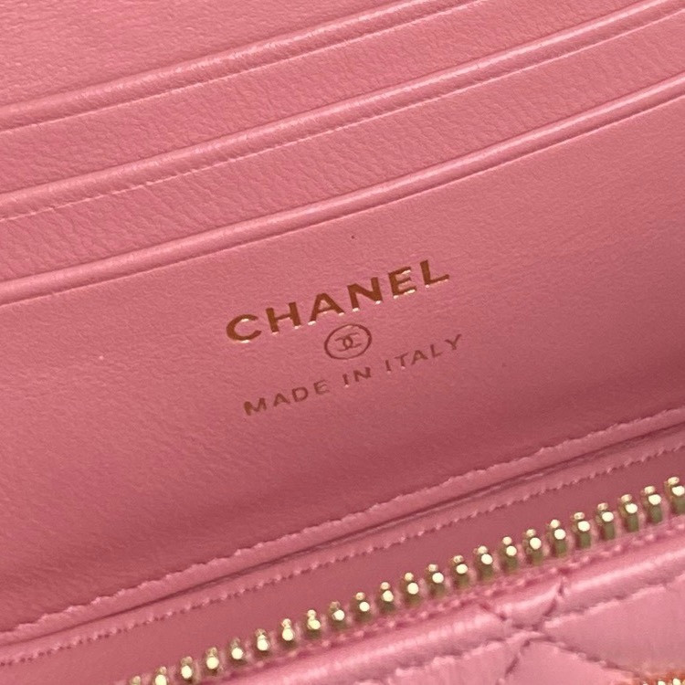 CHANEL Vanity With Chain 9.5x17x8cm