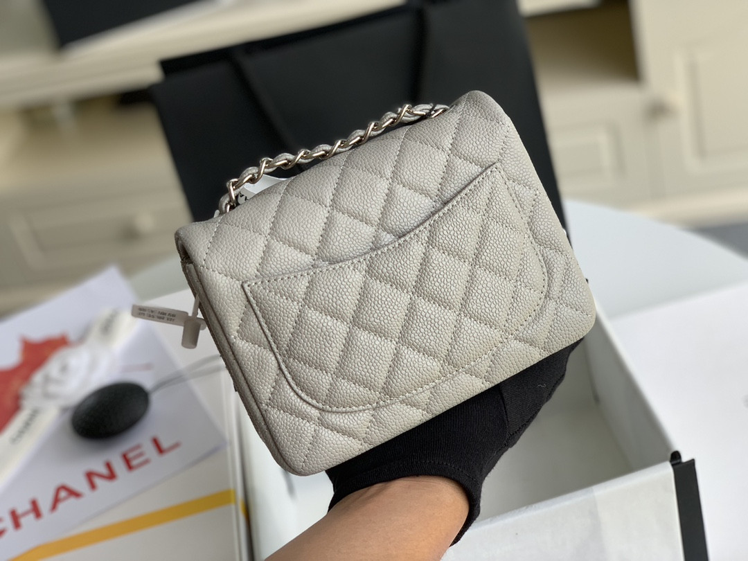 CHANEL mini CF 17cm
