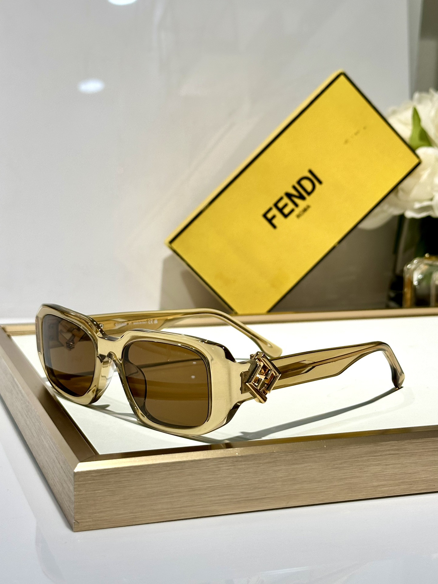 Fendi Glasses FE40151U 50-21-135