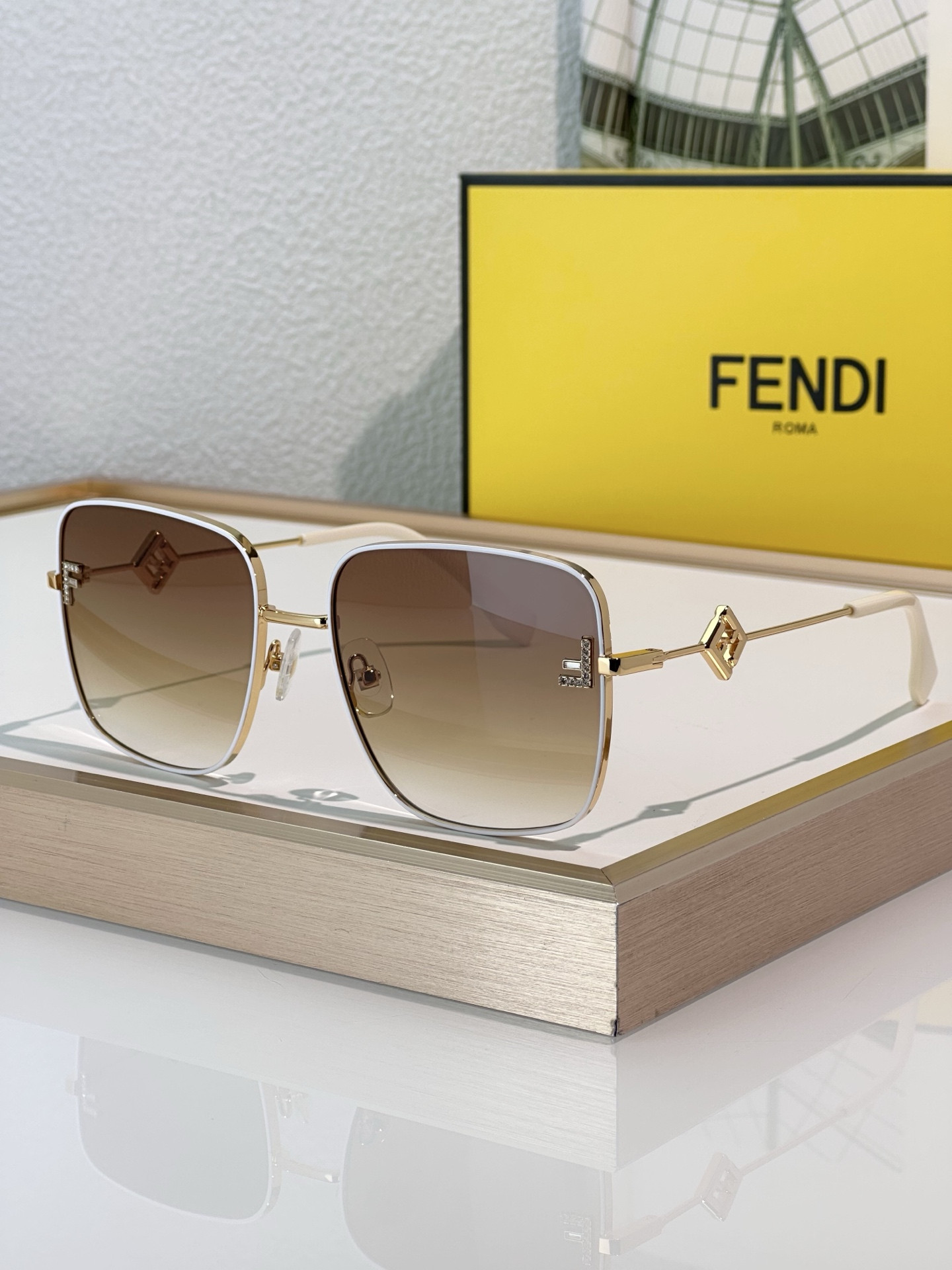 Fendi Glasses FE40149U 58-19-140