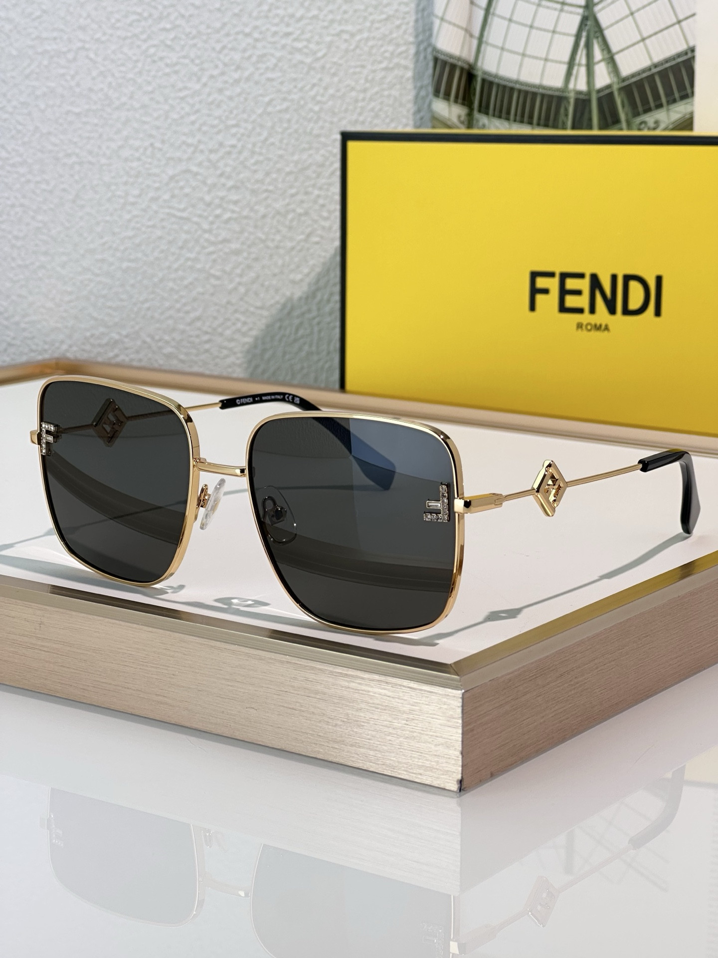 Fendi Glasses FE40149U 58-19-140