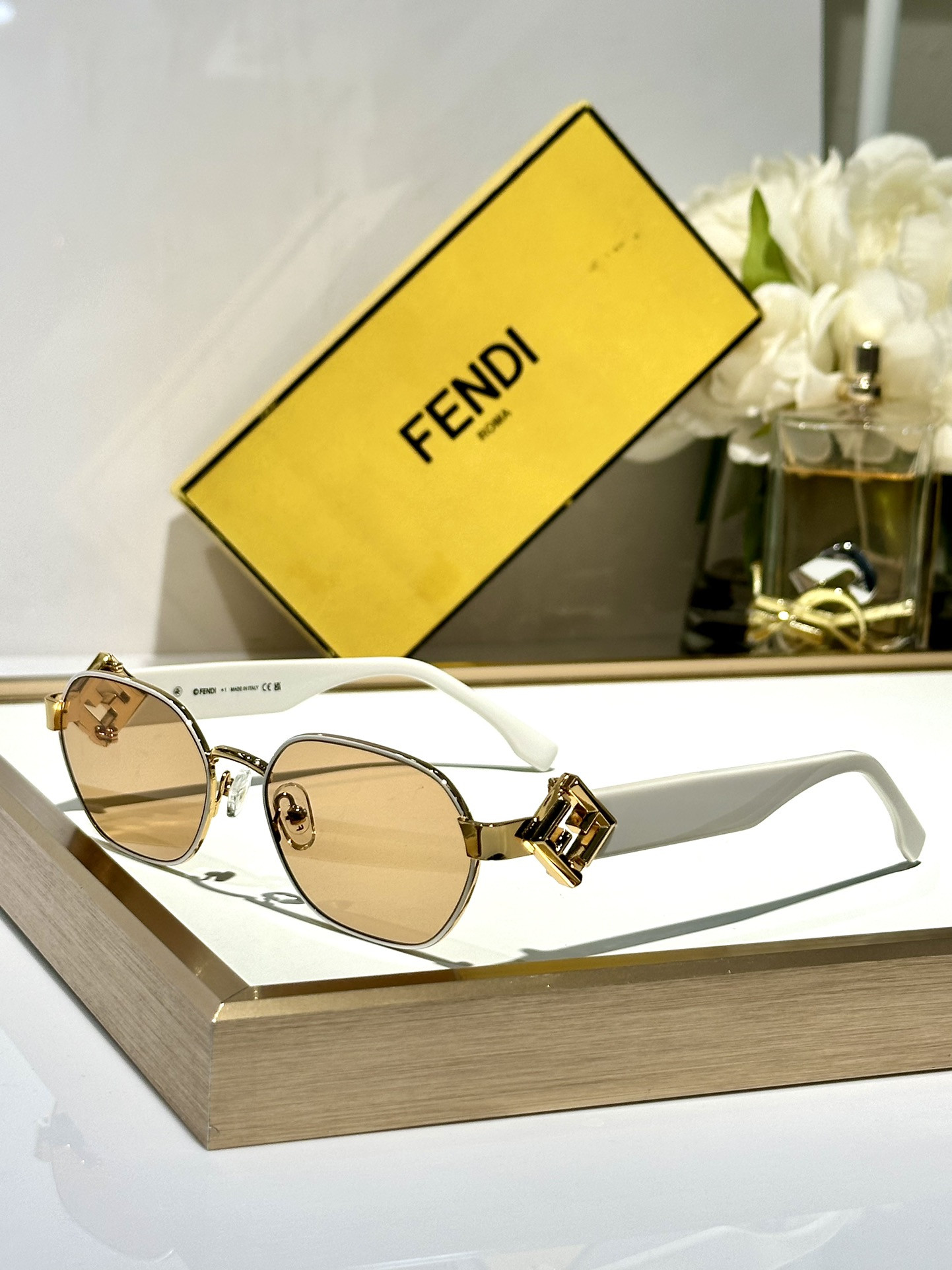Fendi Glasses FE40148l 56-19-140