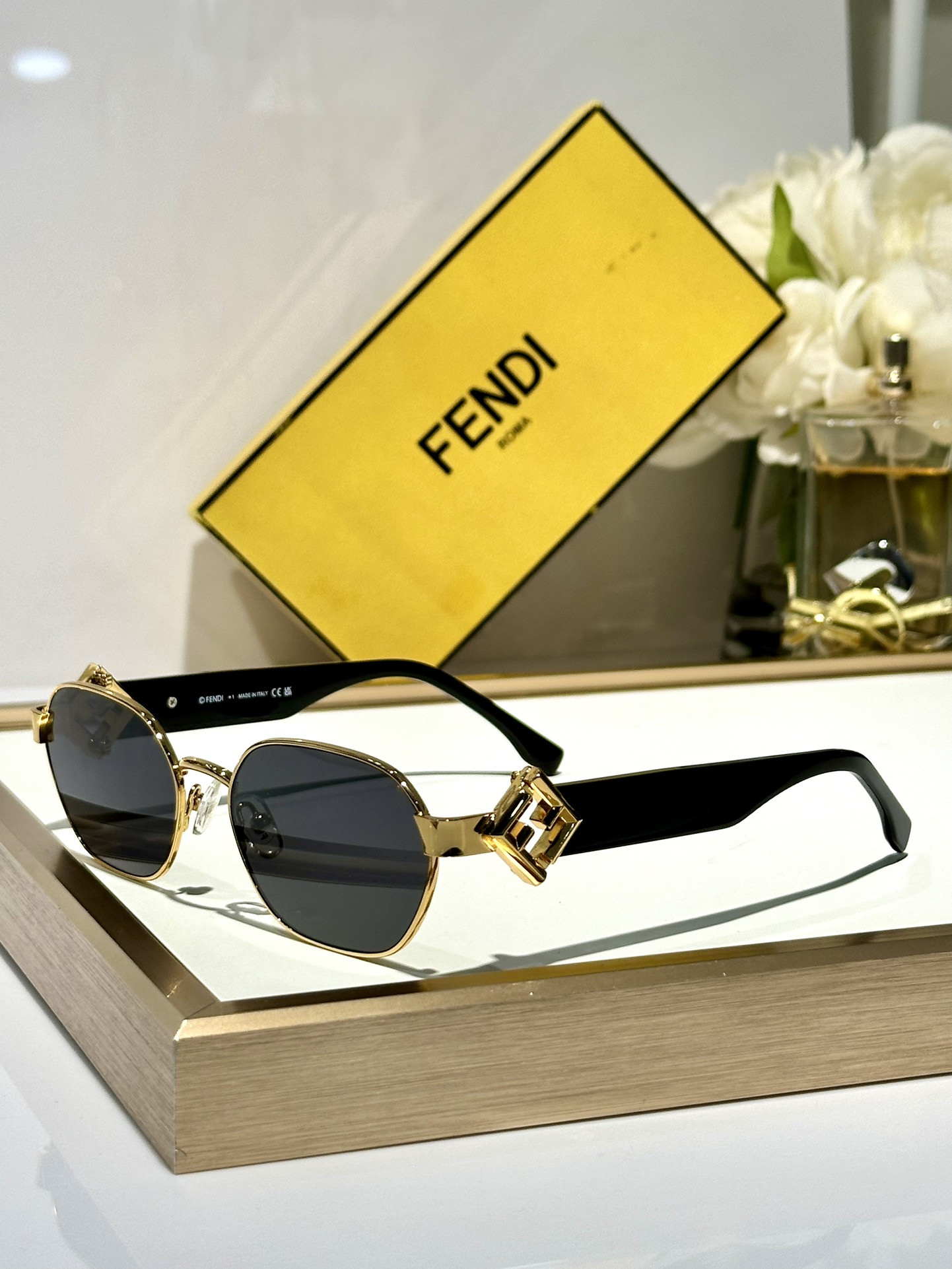 Fendi Glasses FE40148l 56-19-140
