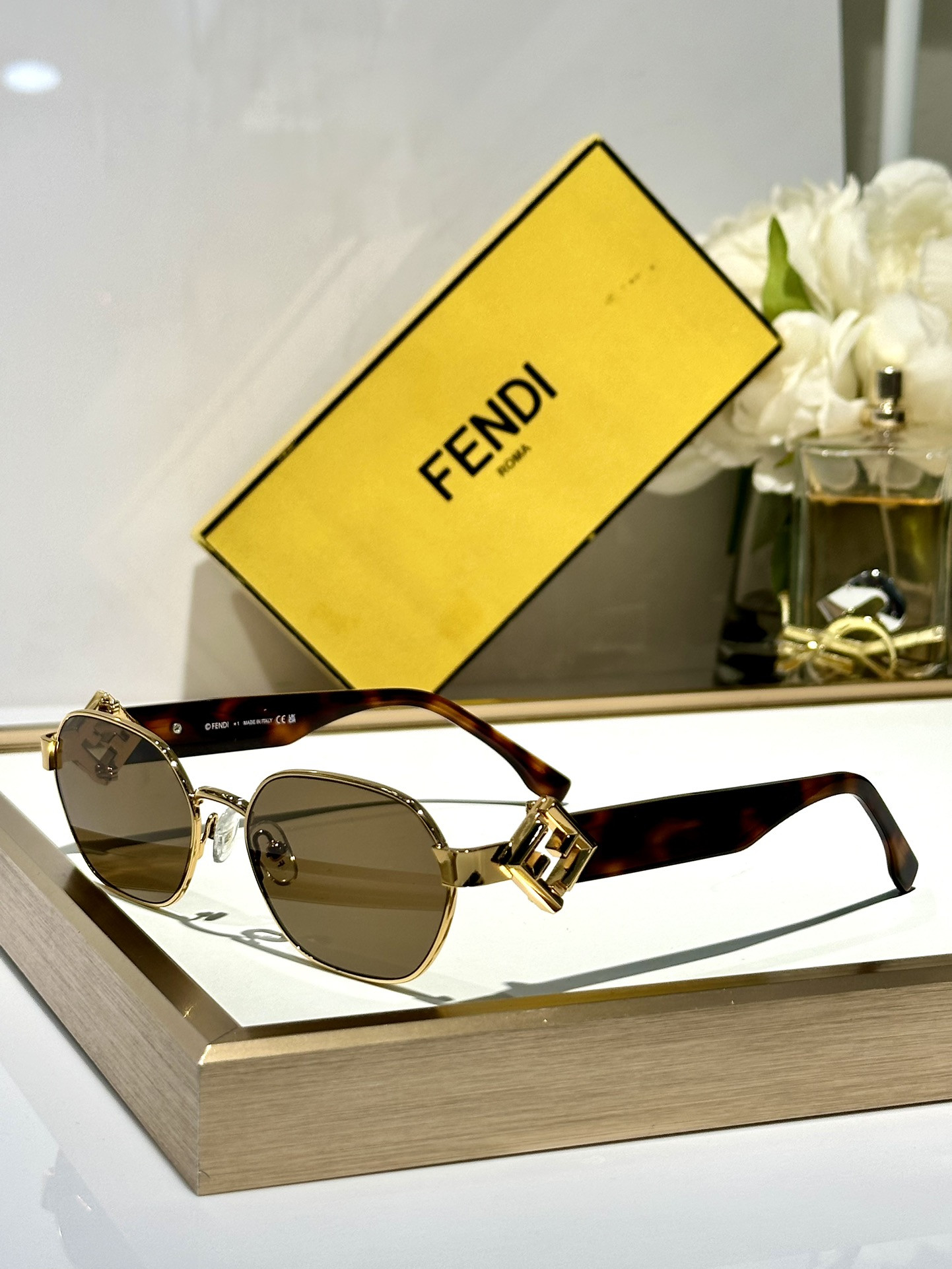Fendi Glasses FE40148l 56-19-140