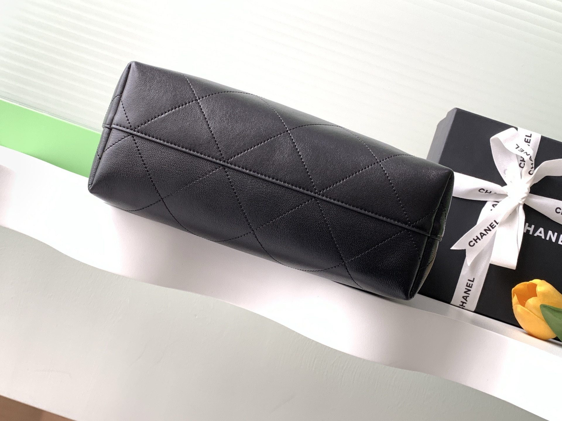 Chanel Large Hobo Bag AS5410 35x30x14cm