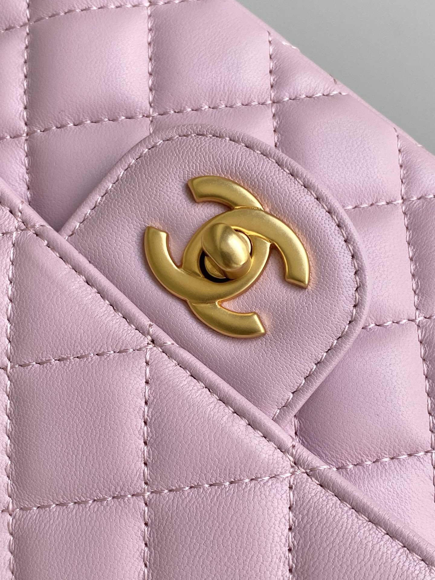 Chanel Small Top Handle Flap Bag AS5355 11.5 x 22 x 6cm