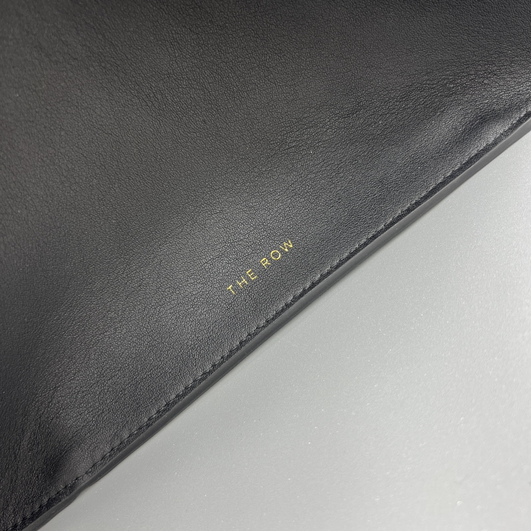 THE ROW MARGAUX 12 32x15x25cm