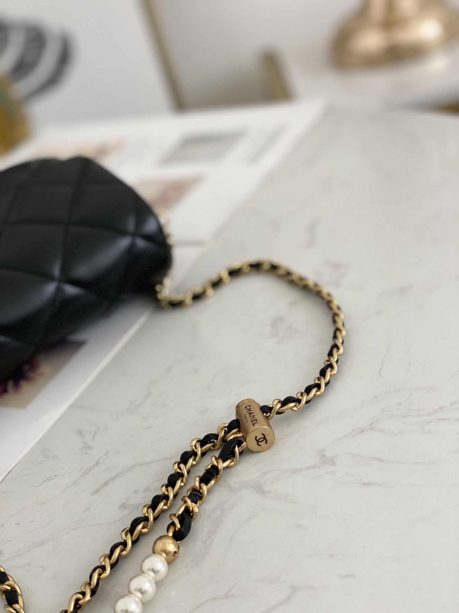 Chanel Flap CF21K 19.5x13.5x6cm AS2855