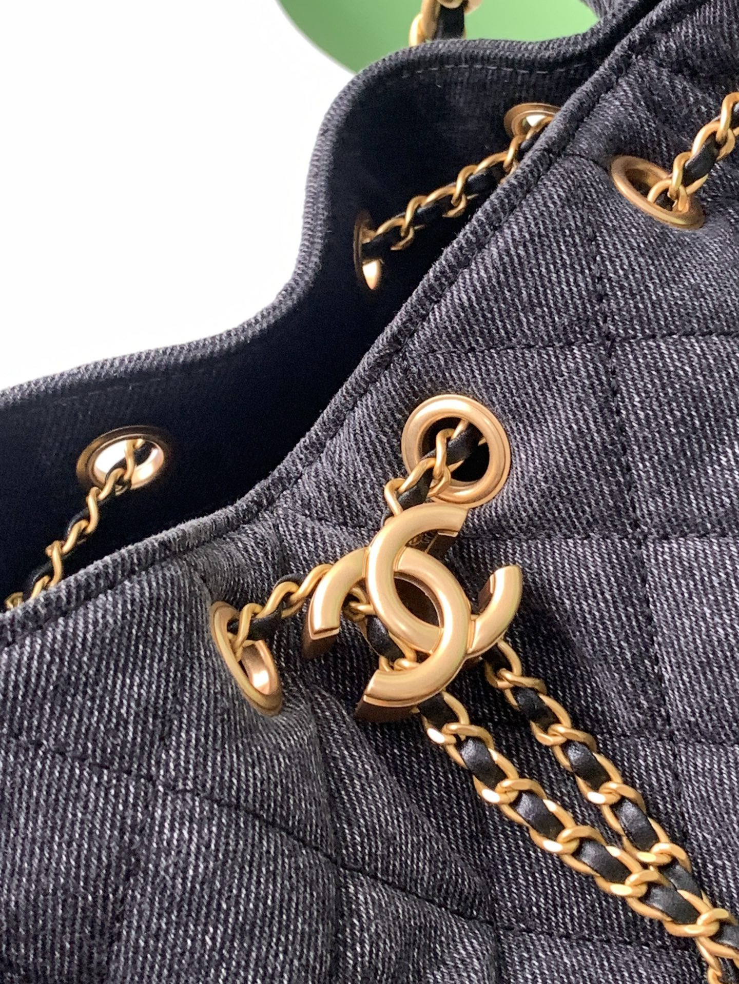 CHANEL 25C Bucket Hobo Bag AS5231 40x30x15cm