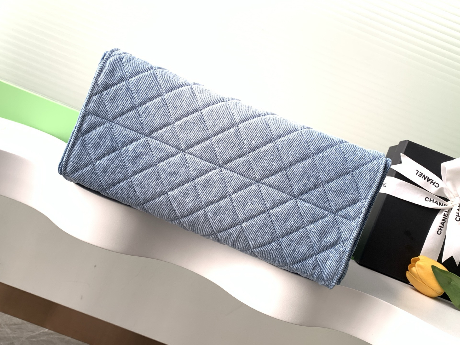 CHANEL 25C Bucket Hobo Bag AS5231 40x30x15cm