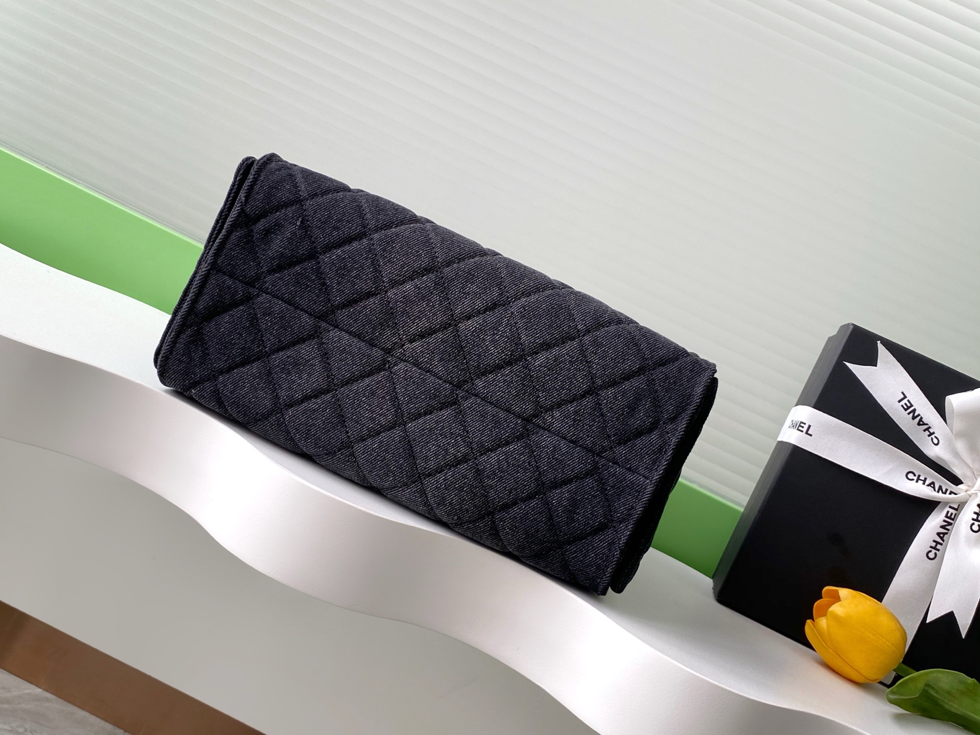 CHANEL 25 small Bucket Hobo handbag AS5293 30x26x14cm