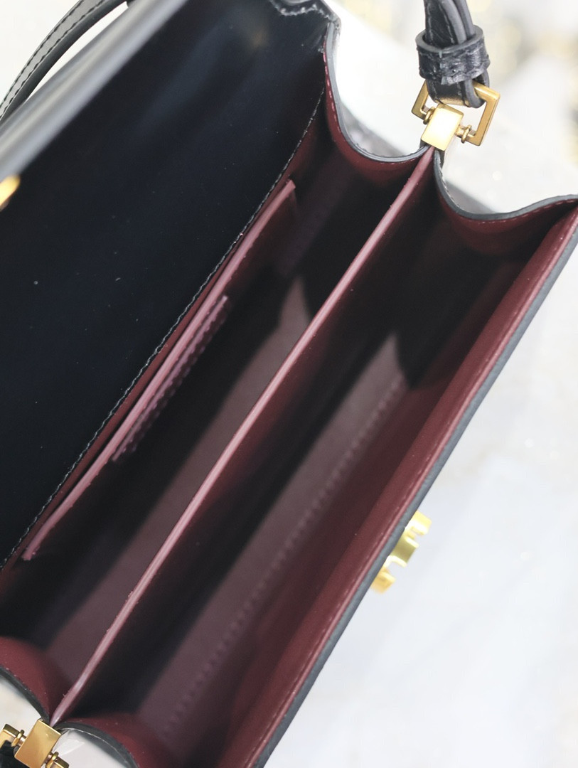 YSL cassandra mini top handle bag 20x16x7.5cm