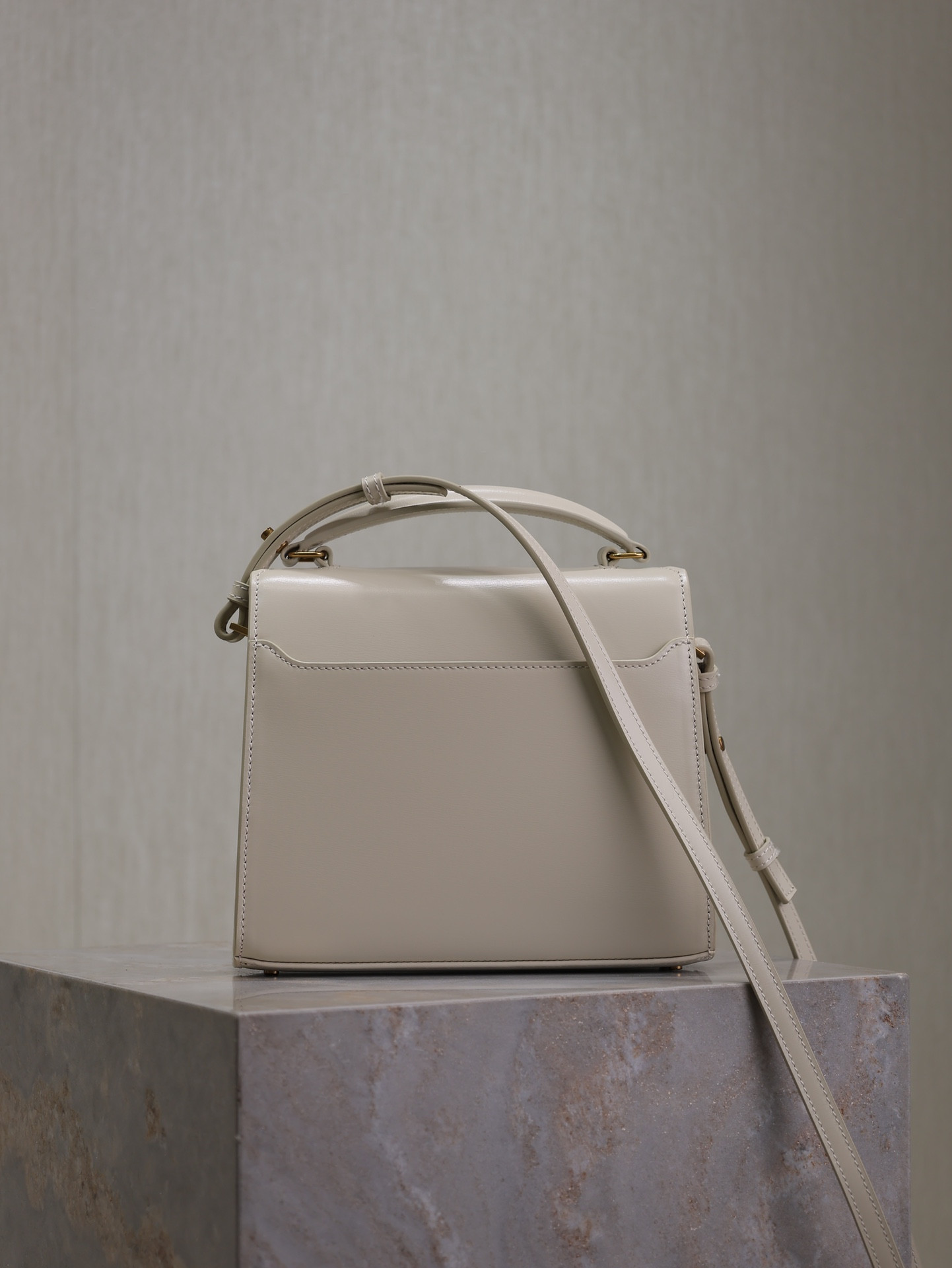 YSL cassandra mini top handle bag 20x16x7.5cm