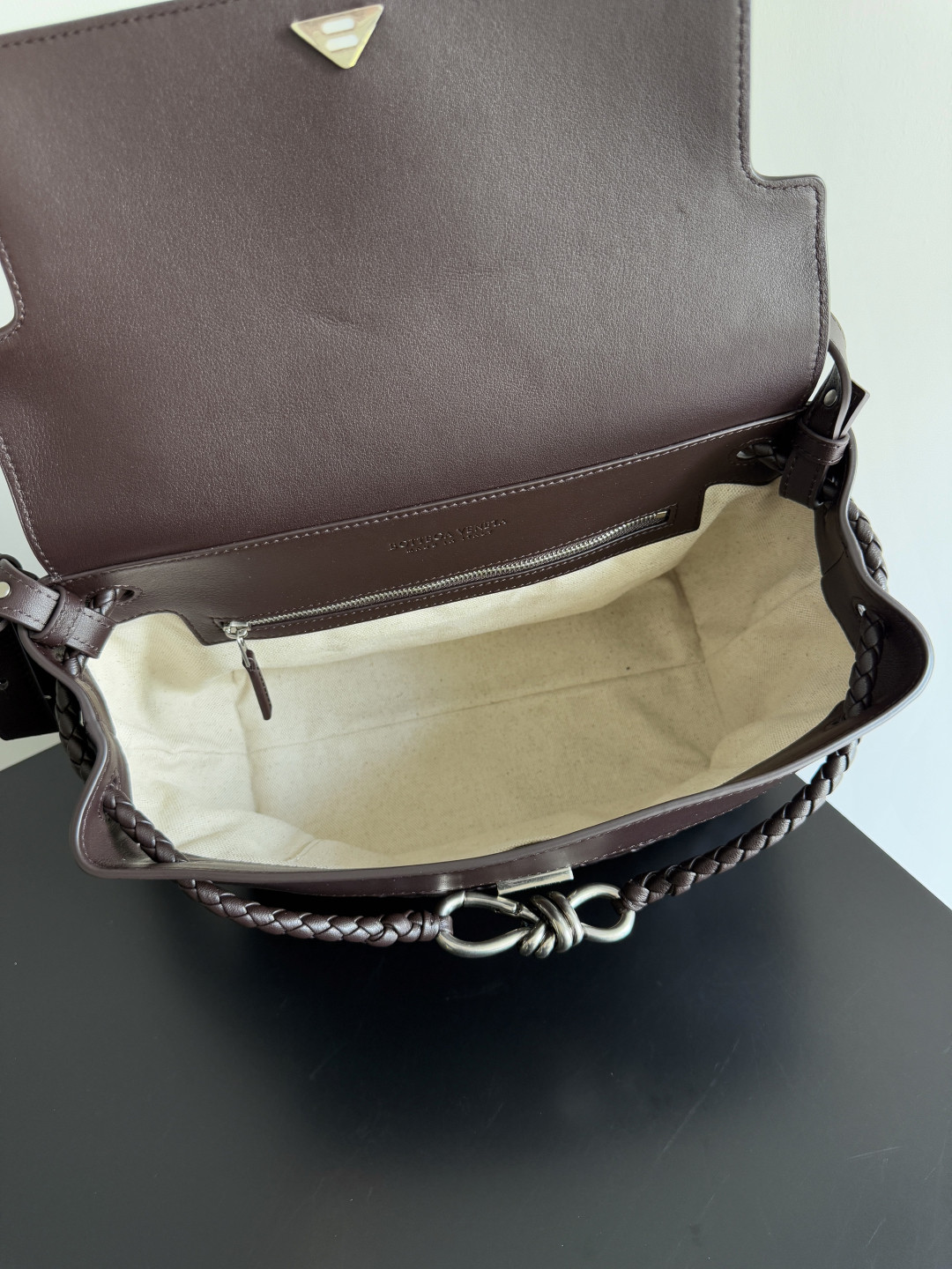 Bottega Veneta Small Andiamo Messenger 29x20x13cm