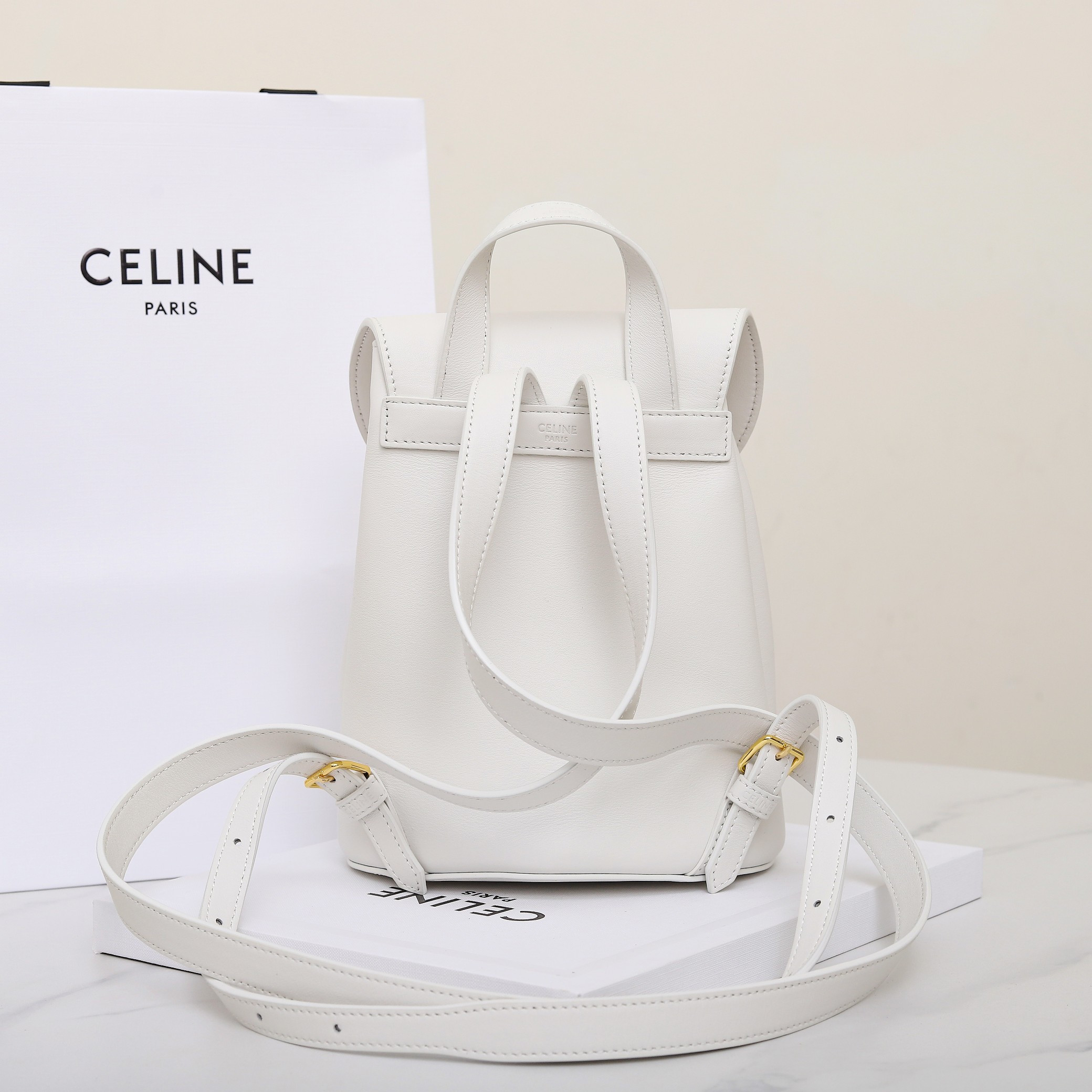 CELINE BONNIE BACKPACK IN SMOOTH CALFSKIN 118703 25x18x13cm