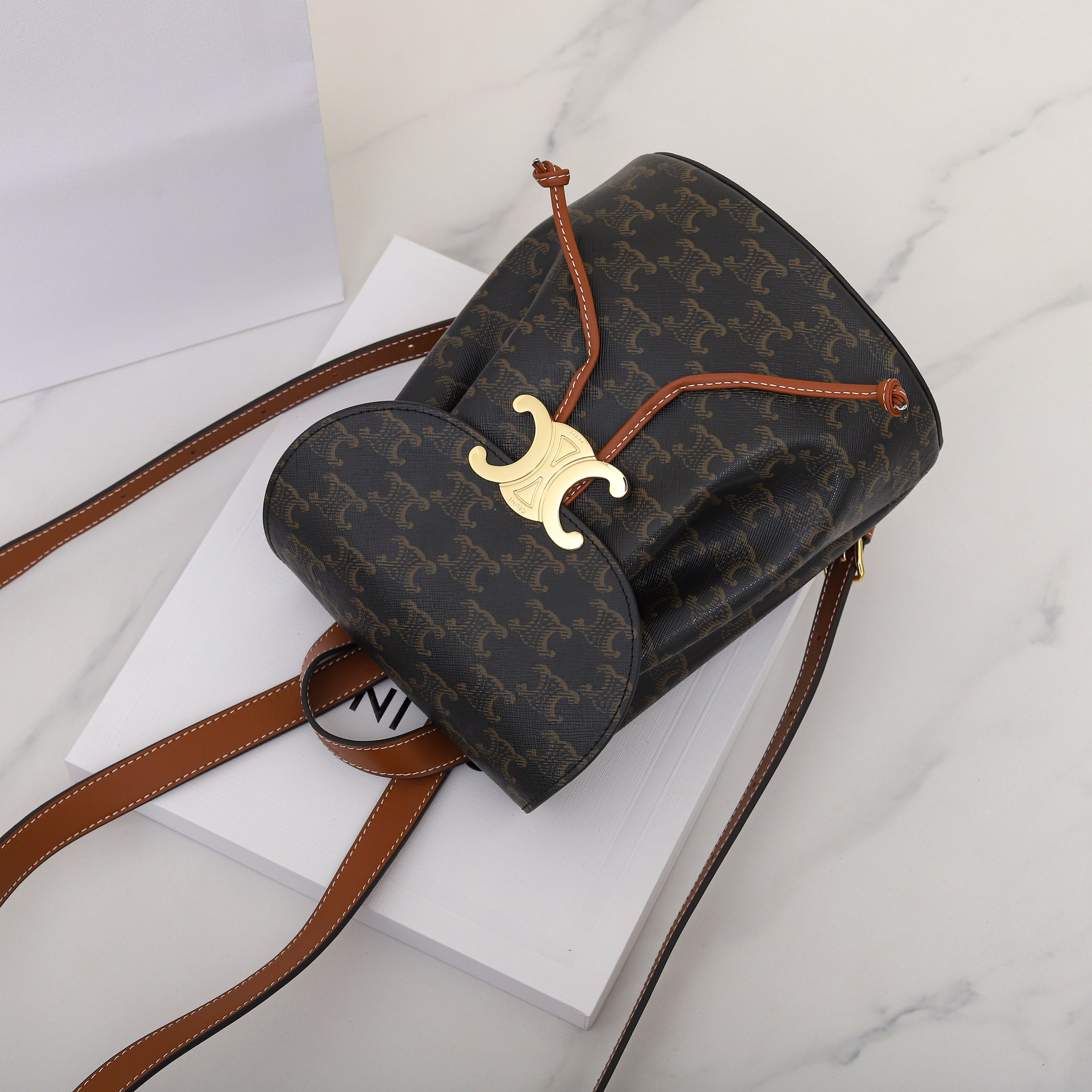 CELINE BONNIE BACKPACK IN TRIOMPHE CANVAS AND CALFSKIN 118702 25x18x13cm