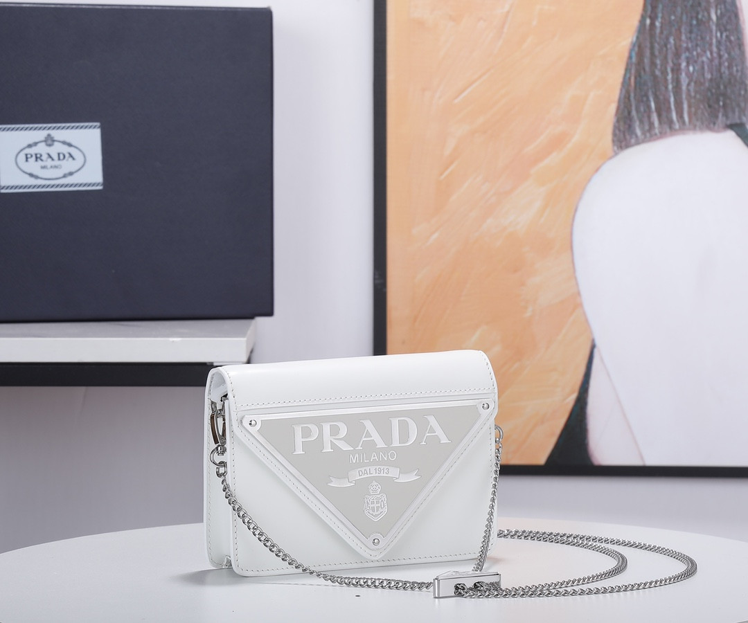 Prada White Brushed Leather Shoulder Bag 17x 9.5x3.5cm