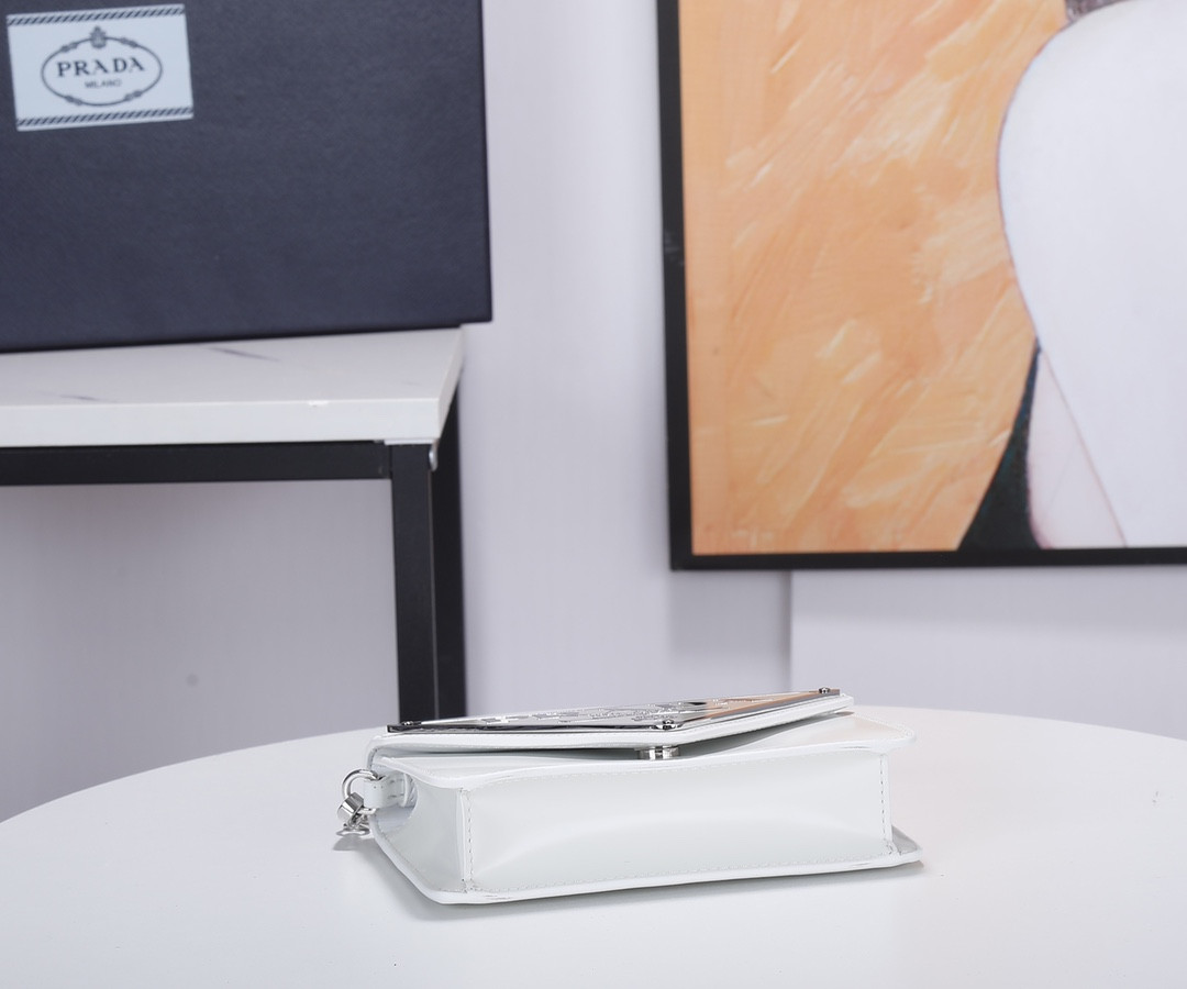 Prada White Brushed Leather Shoulder Bag 17x 9.5x3.5cm