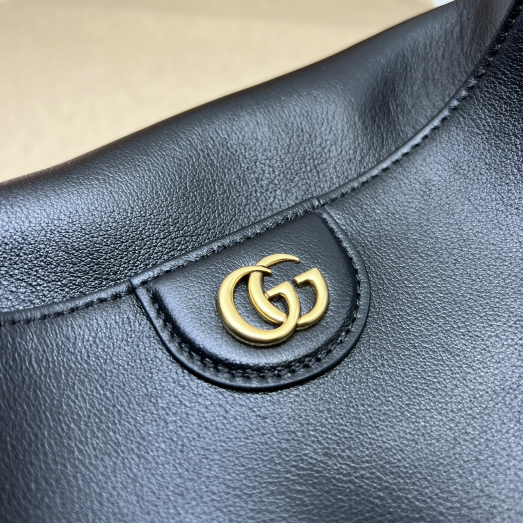 Gucci Diana Medium shoulder bag 30x23x6.5cm