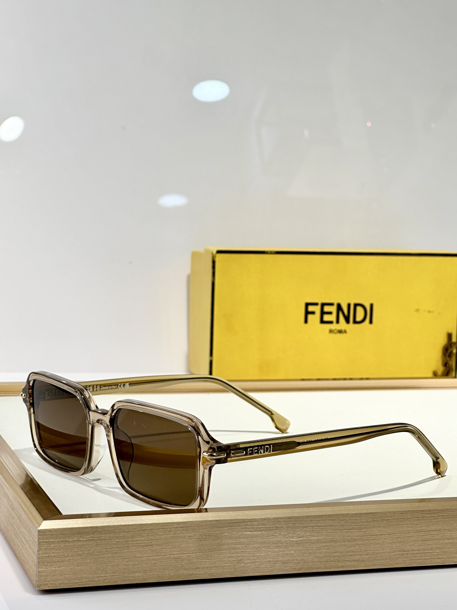 Fendi Glasses FE40174I 51-17-140