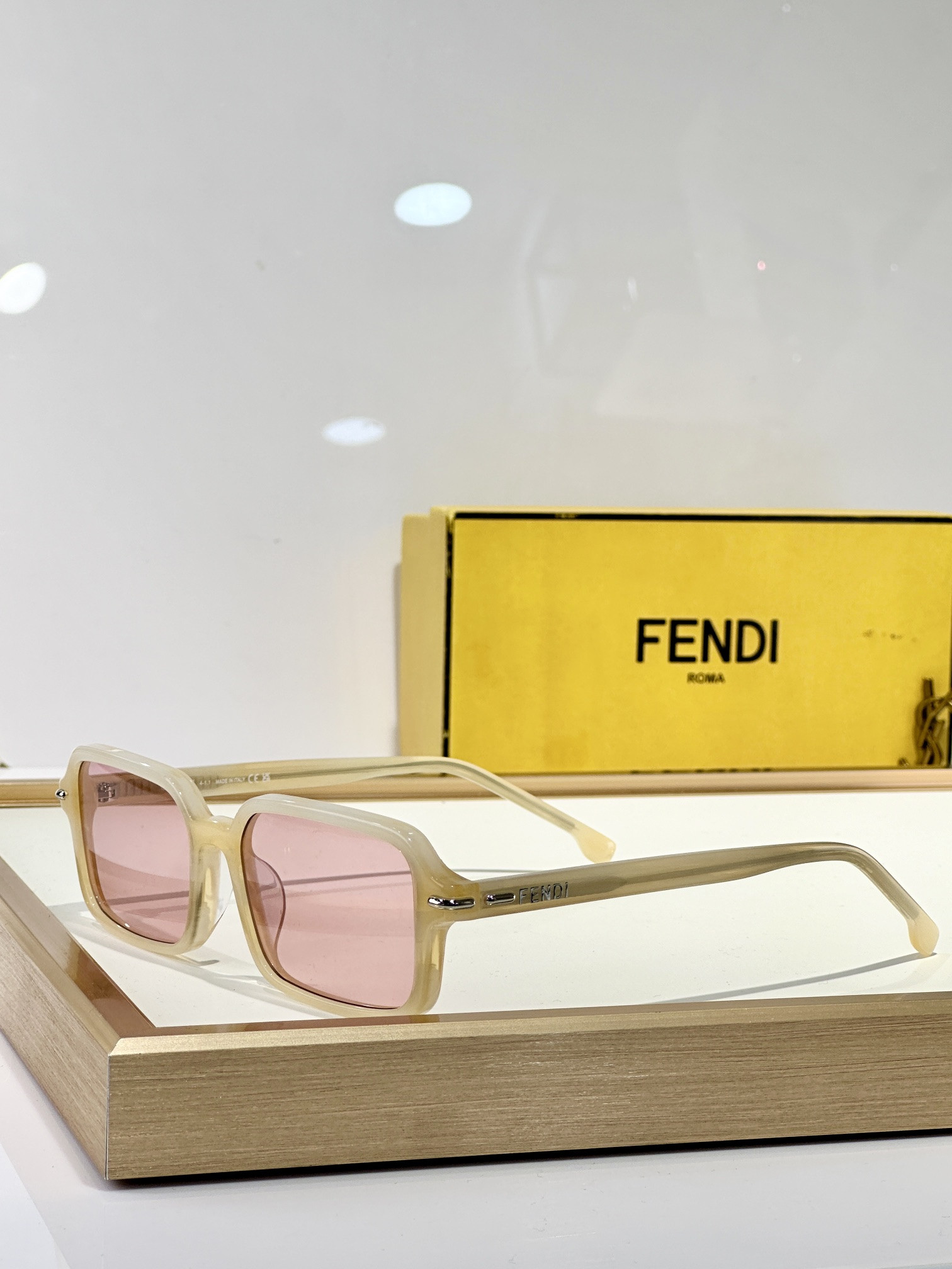 Fendi Glasses FE40174I 51-17-140