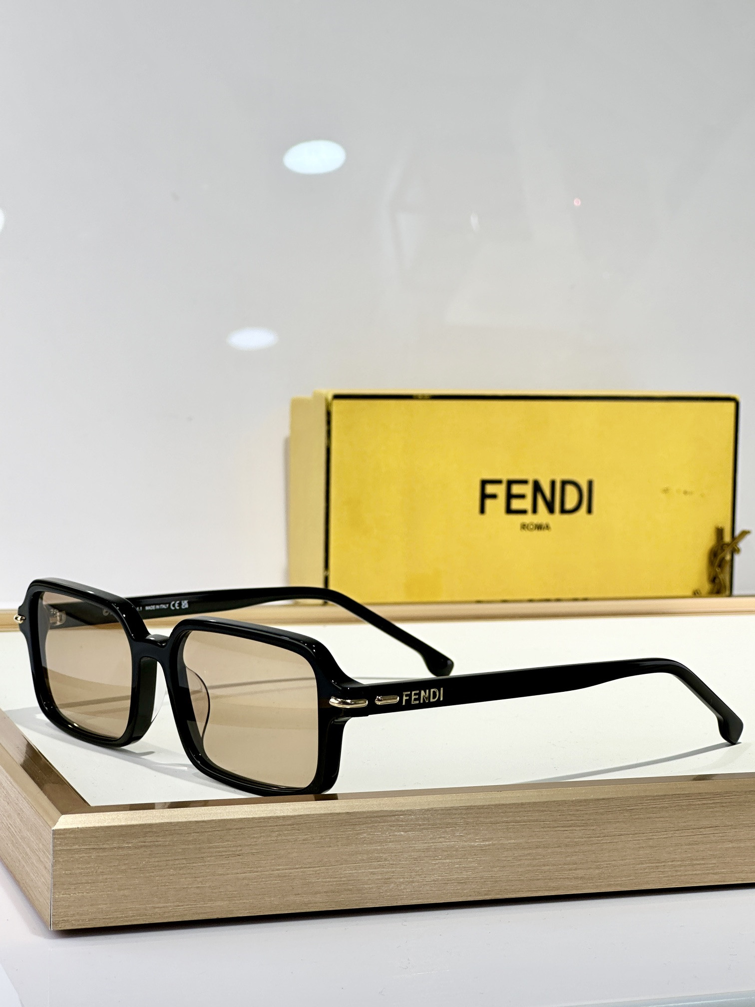 Fendi Glasses FE40174I 51-17-140