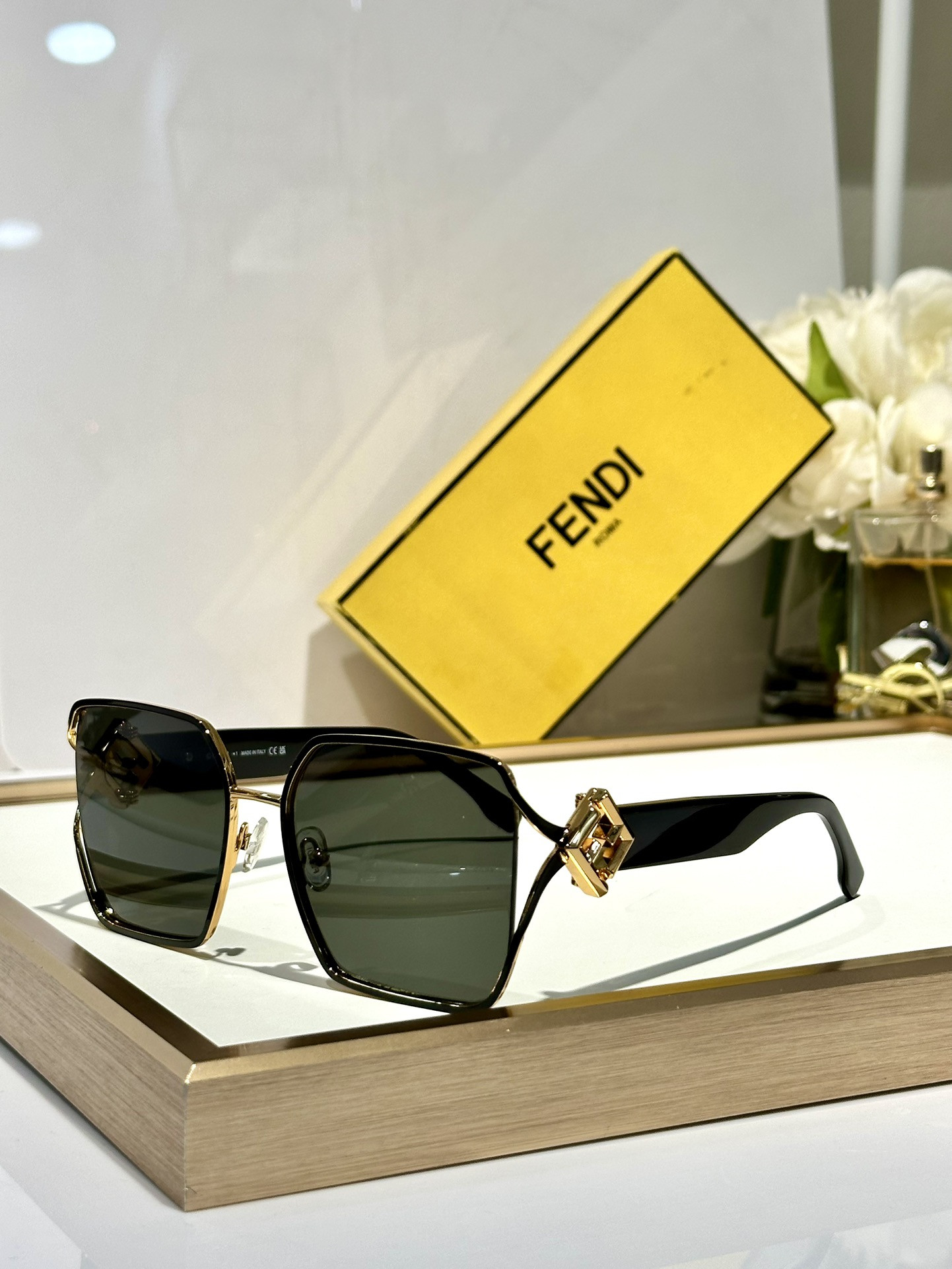 Fendi Glasses FE40151UU 50-21-135
