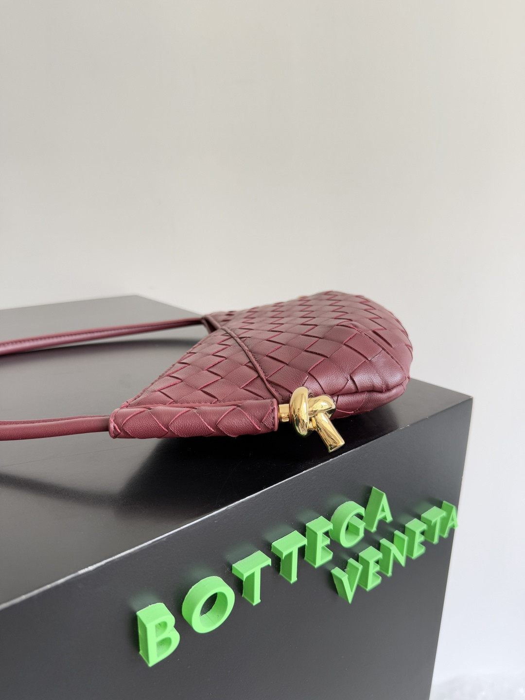 Bottega Veneta Mini Baby Solstice 18x28x5cm