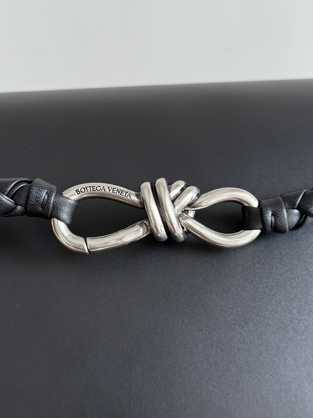 Bottega Veneta Medium Andiamo Messenger 37x26x13cm