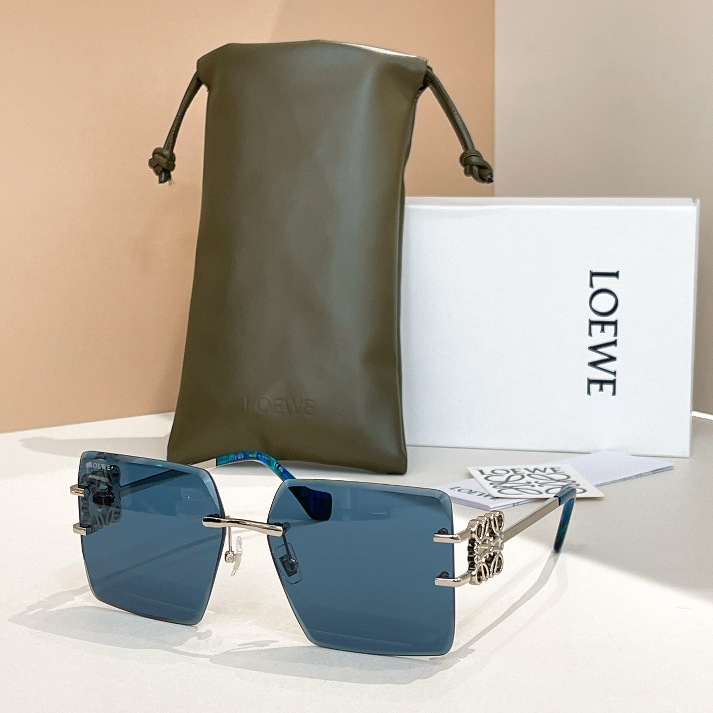Loewe Glasses HW2057 141-0-142