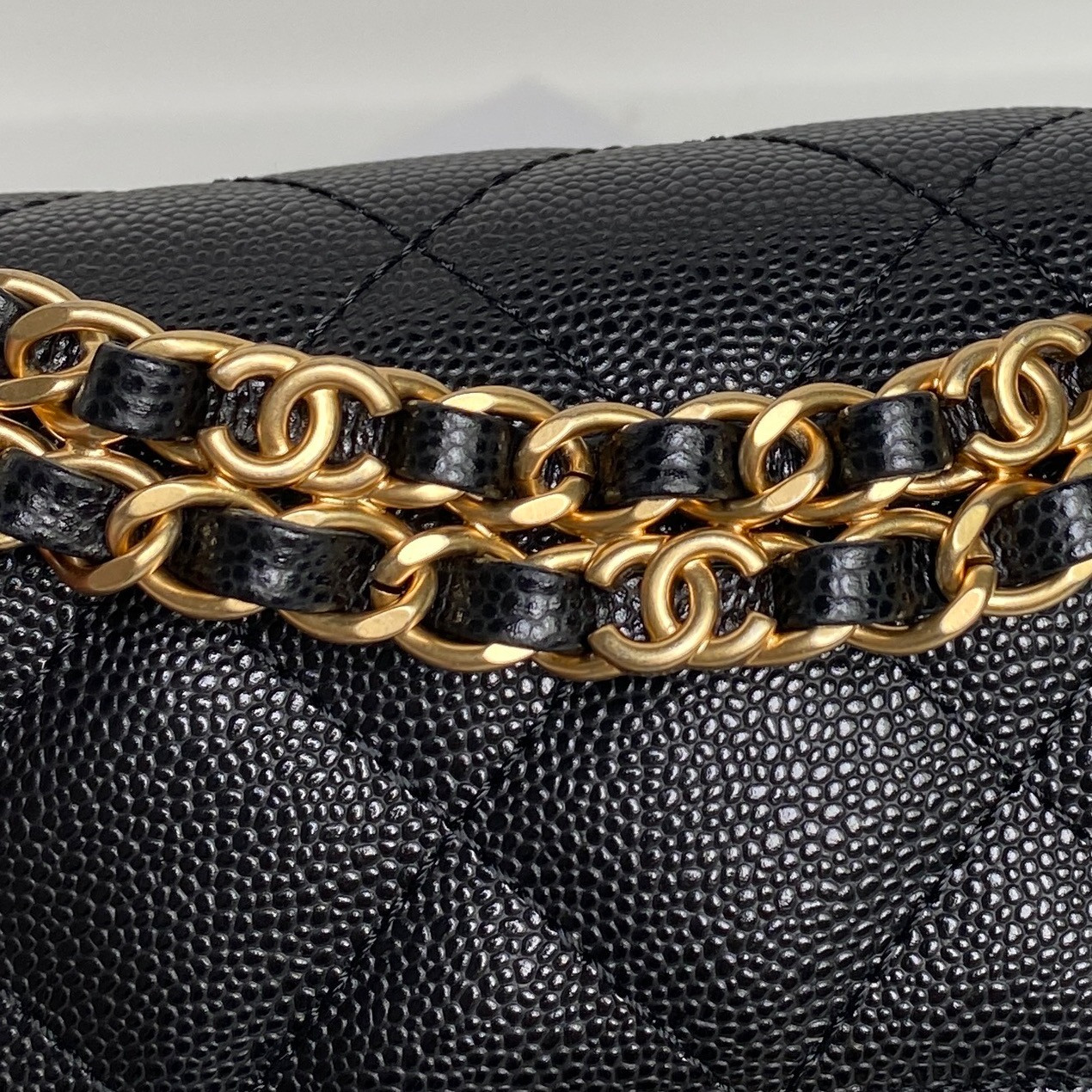 Chanel Flap Handbag AS5239 18×13×5.5cm