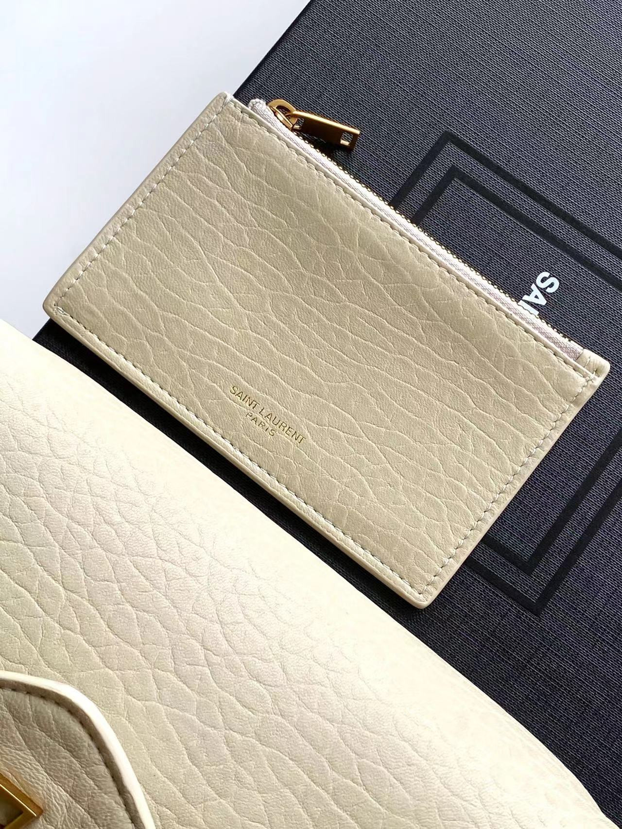 YSL Cassandra envelope messenger in lambskin 23x16.5x6CM