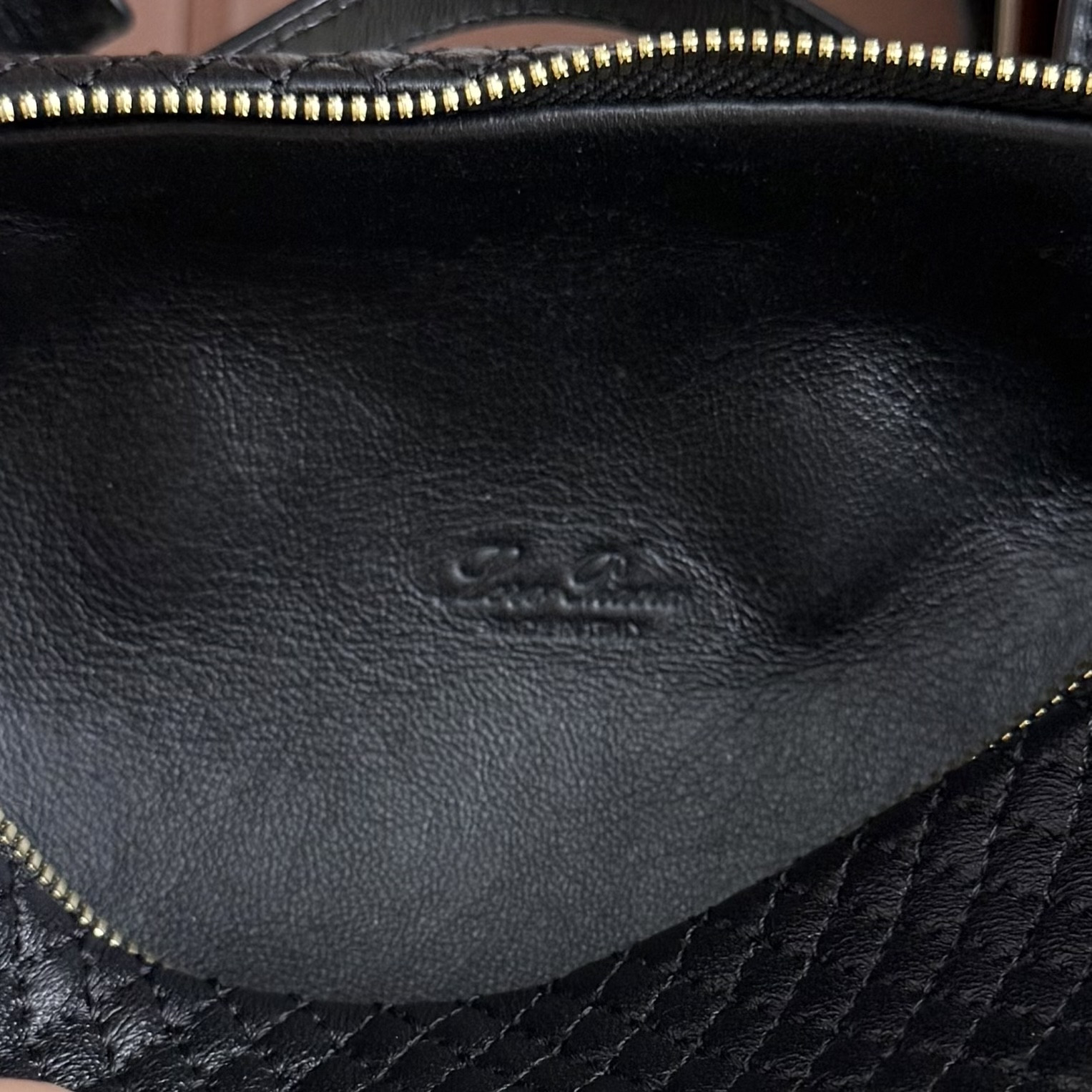 Loro Piana Extra Pocket L19 Lambskin 19x11.5x7cm